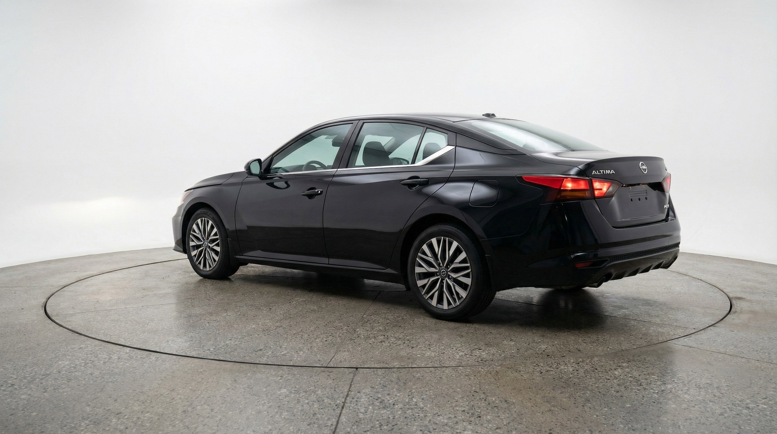Thumbnail: 2025 Nissan Altima - 6