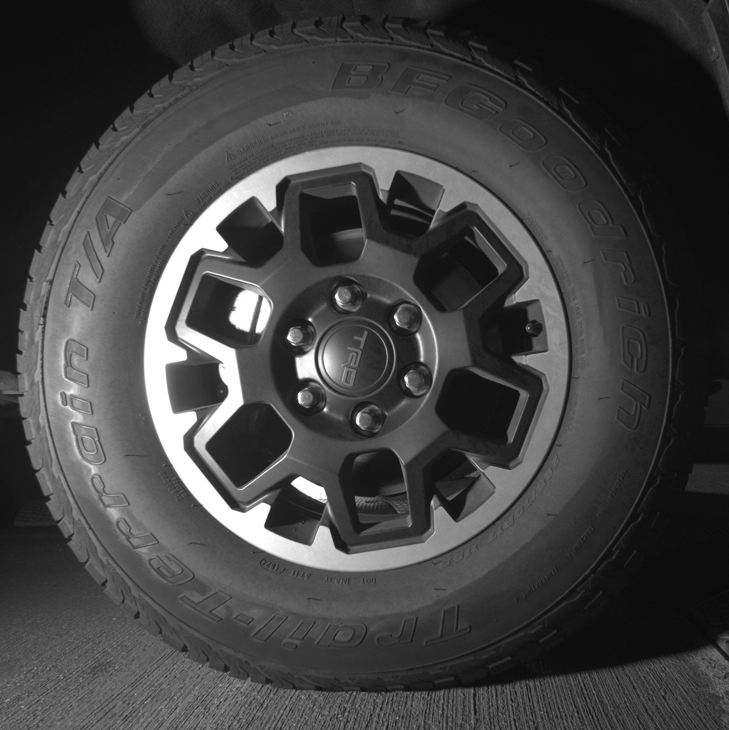 Thumbnail: 2025 Toyota Tacoma - 10