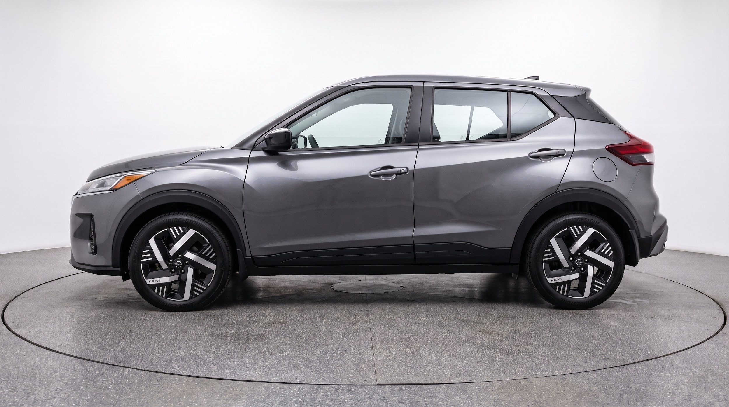 Thumbnail: 2026 Nissan Kicks - 5