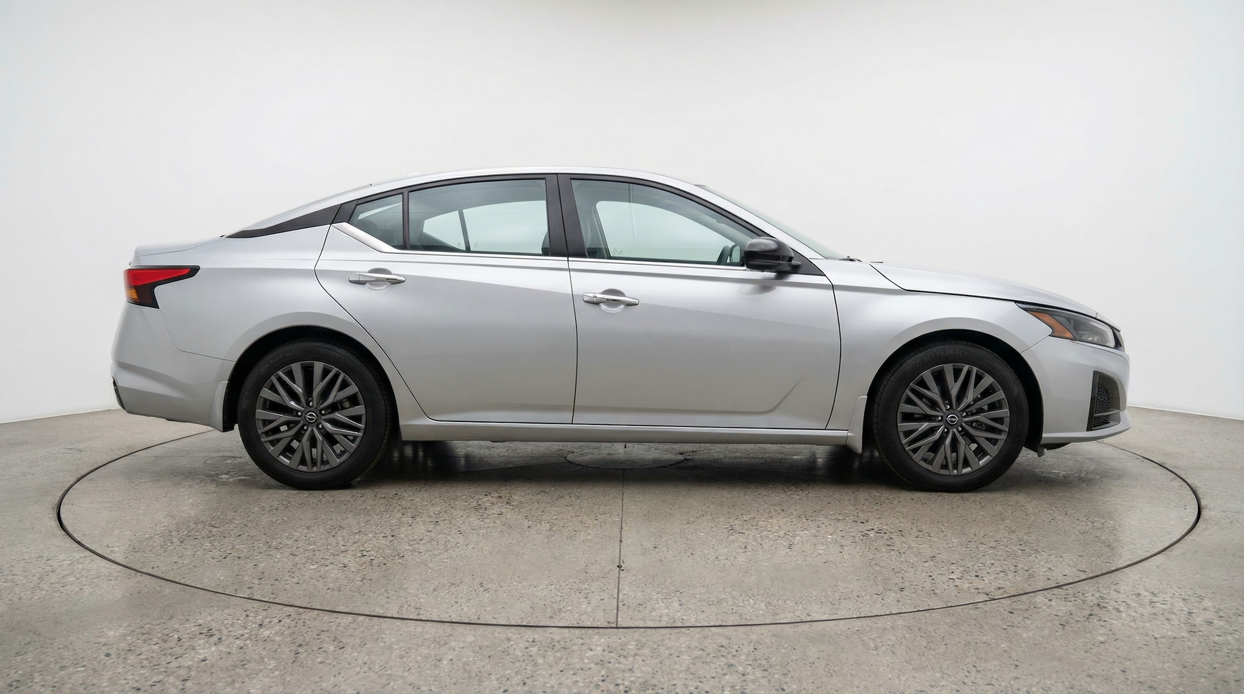 Thumbnail: 2025 Nissan Altima - 8