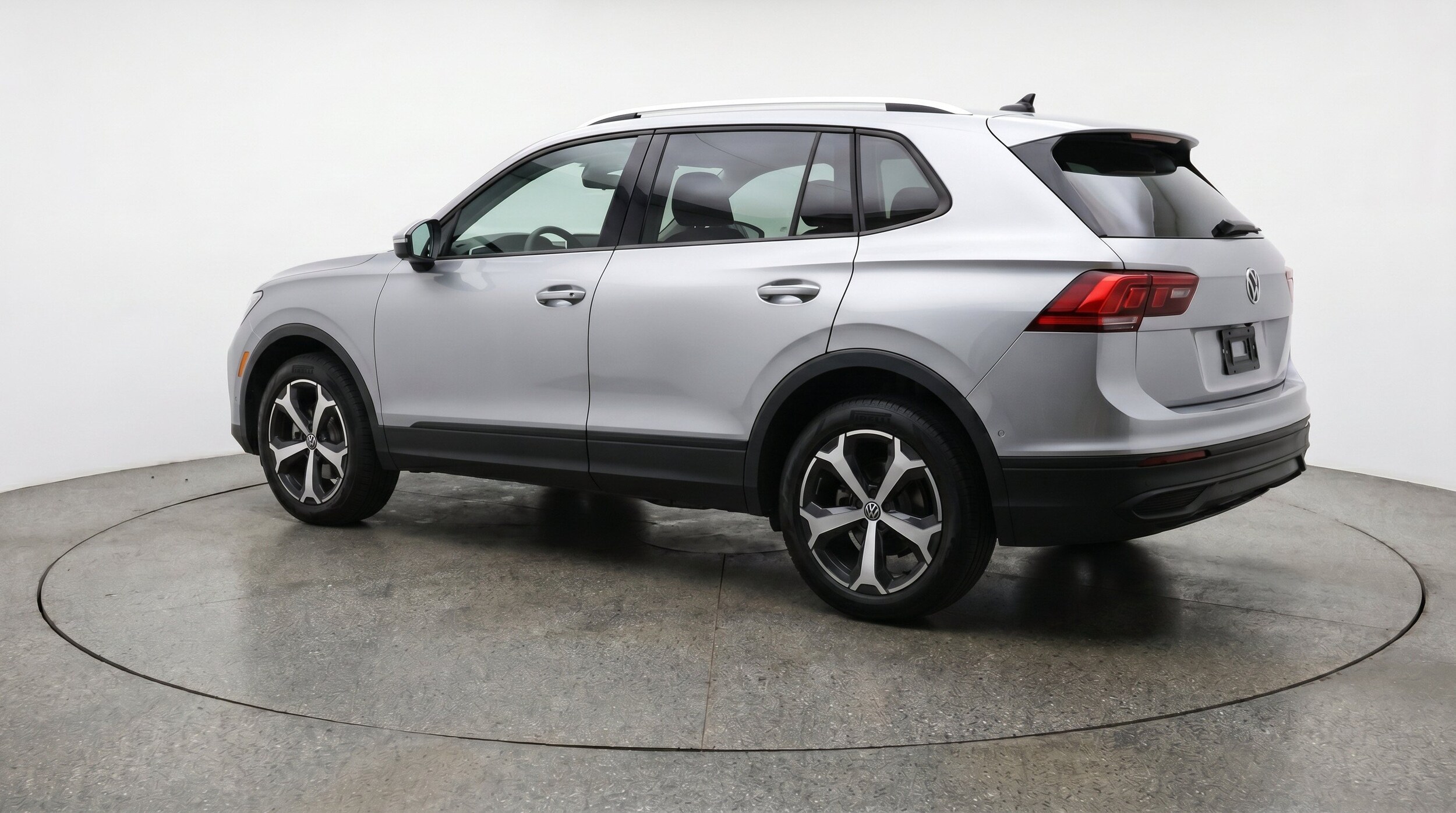 Thumbnail: 2026 Volkswagen Tiguan - 6