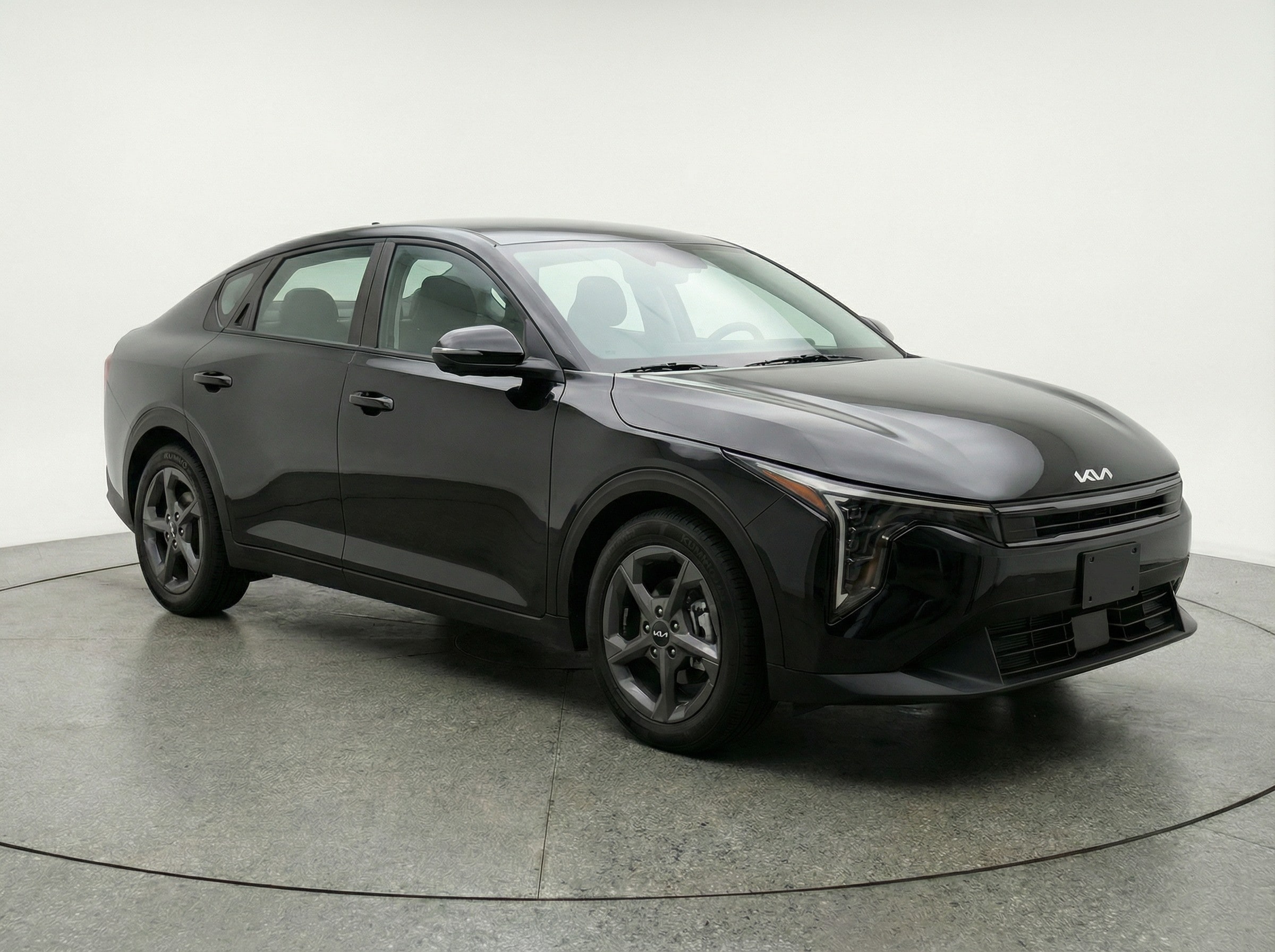 Thumbnail: 2025 Kia K4 - 1