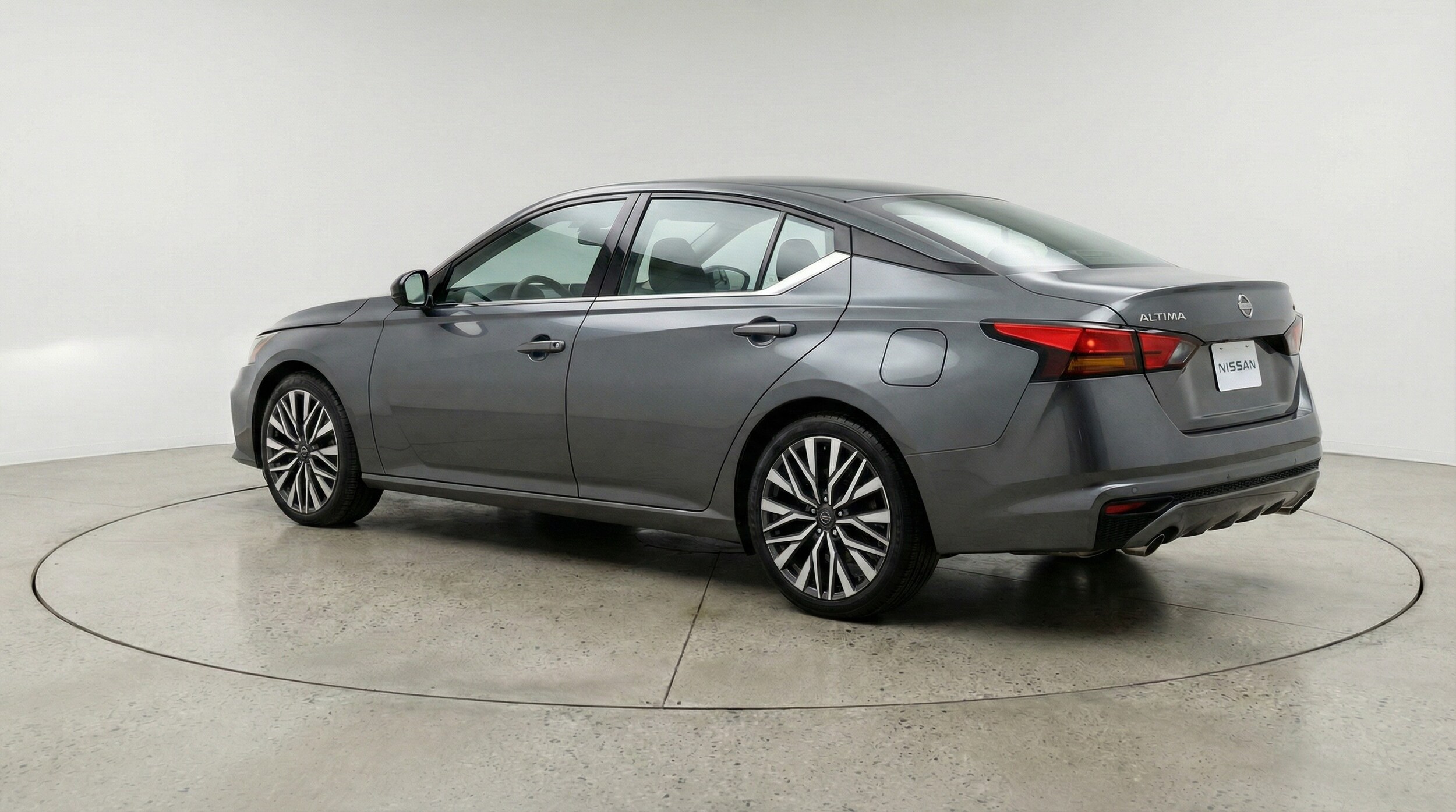 Thumbnail: 2025 Nissan Altima - 5