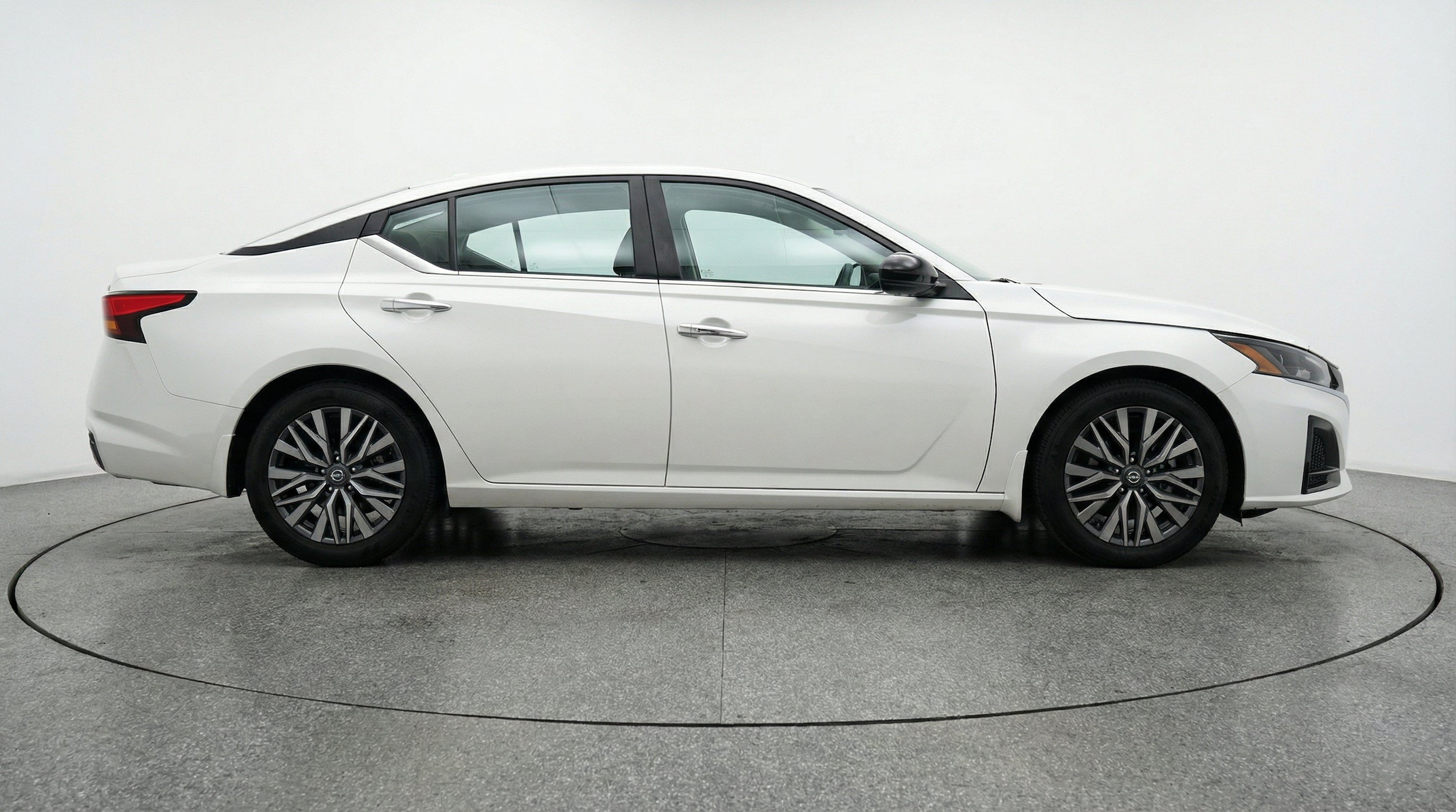 Thumbnail: 2025 Nissan Altima - 11
