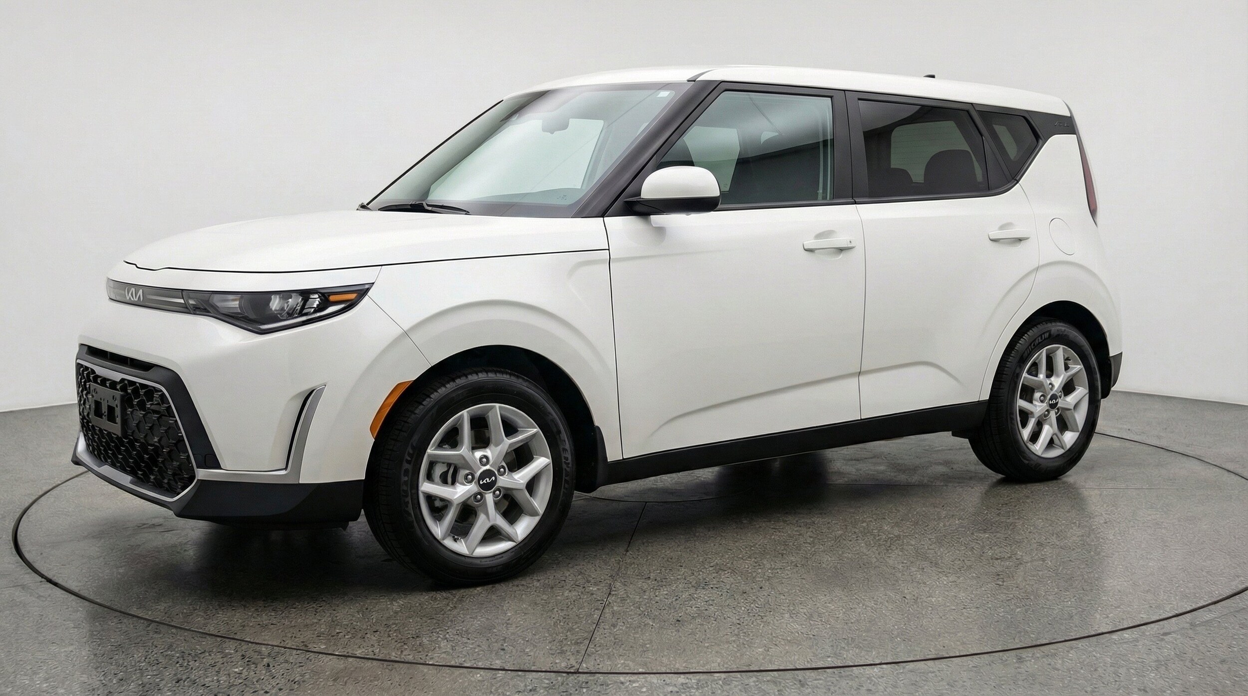 Thumbnail: 2025 Kia Soul - 3