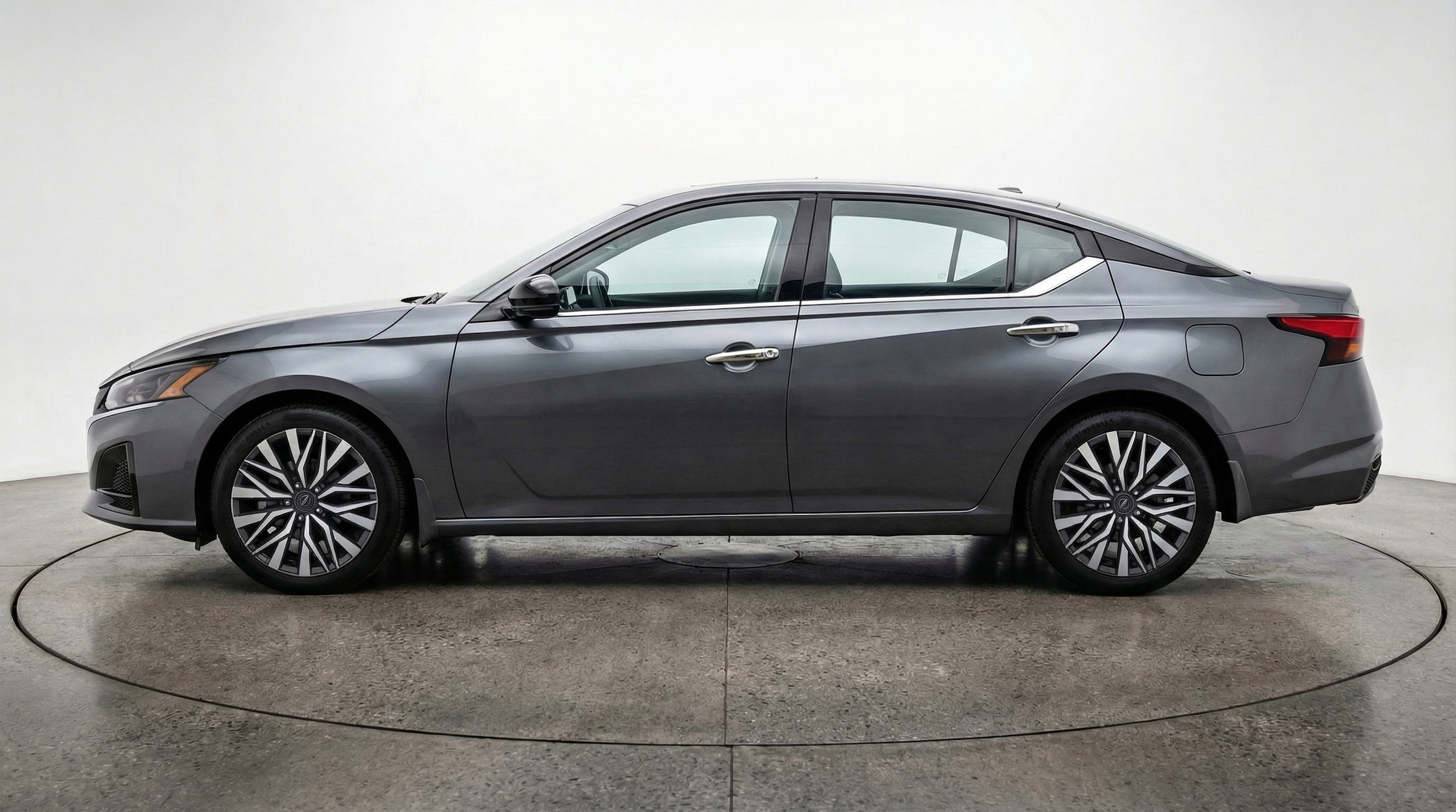 Thumbnail: 2025 Nissan Altima - 4