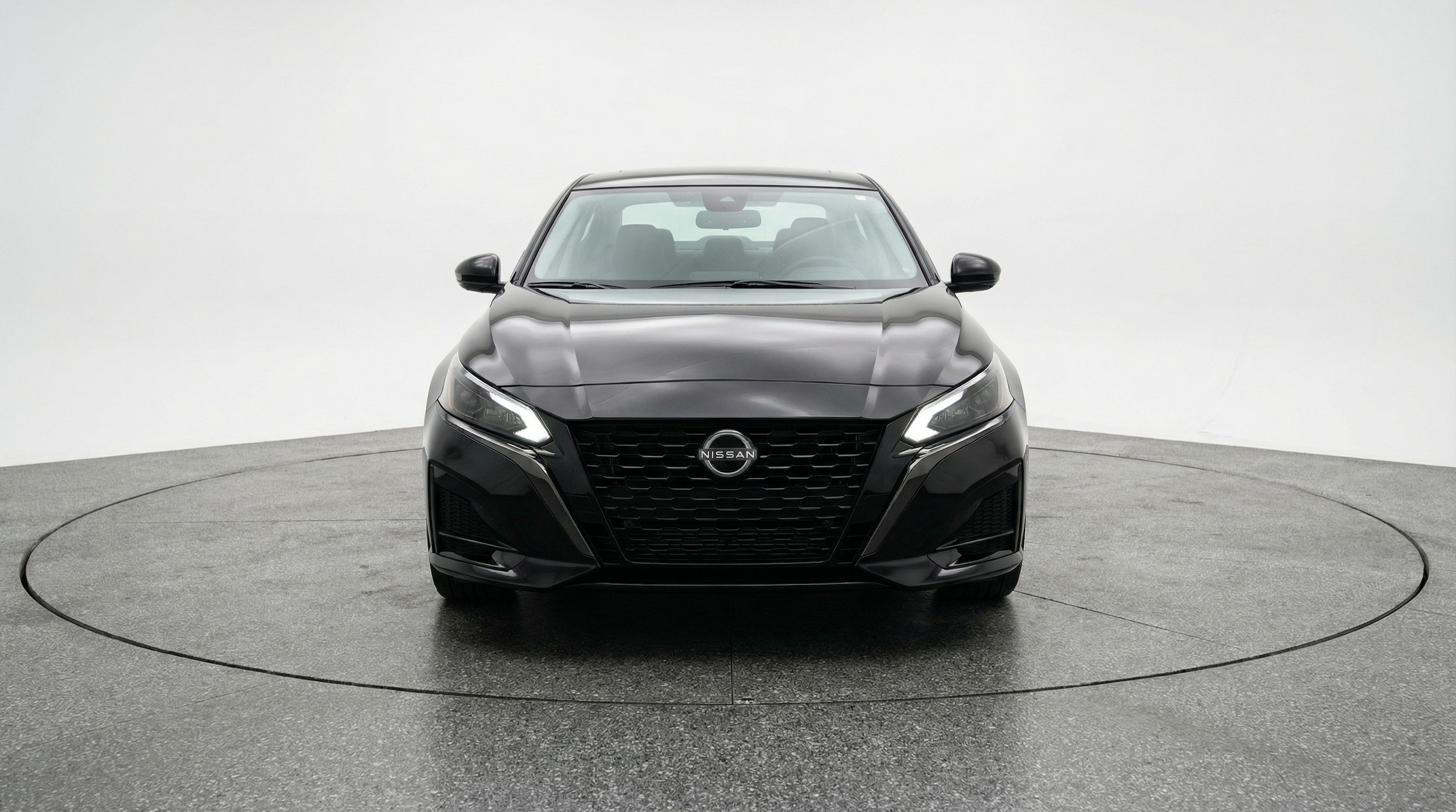 Thumbnail: 2025 Nissan Altima - 2