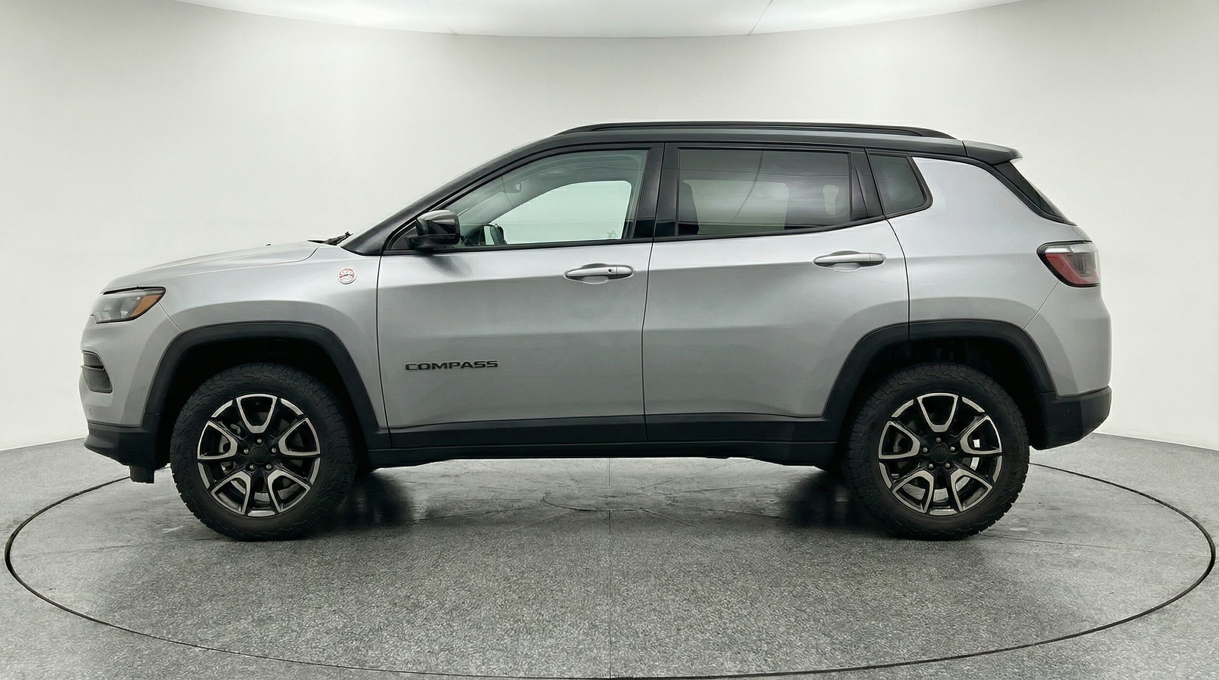 Thumbnail: 2025 Jeep Compass - 4