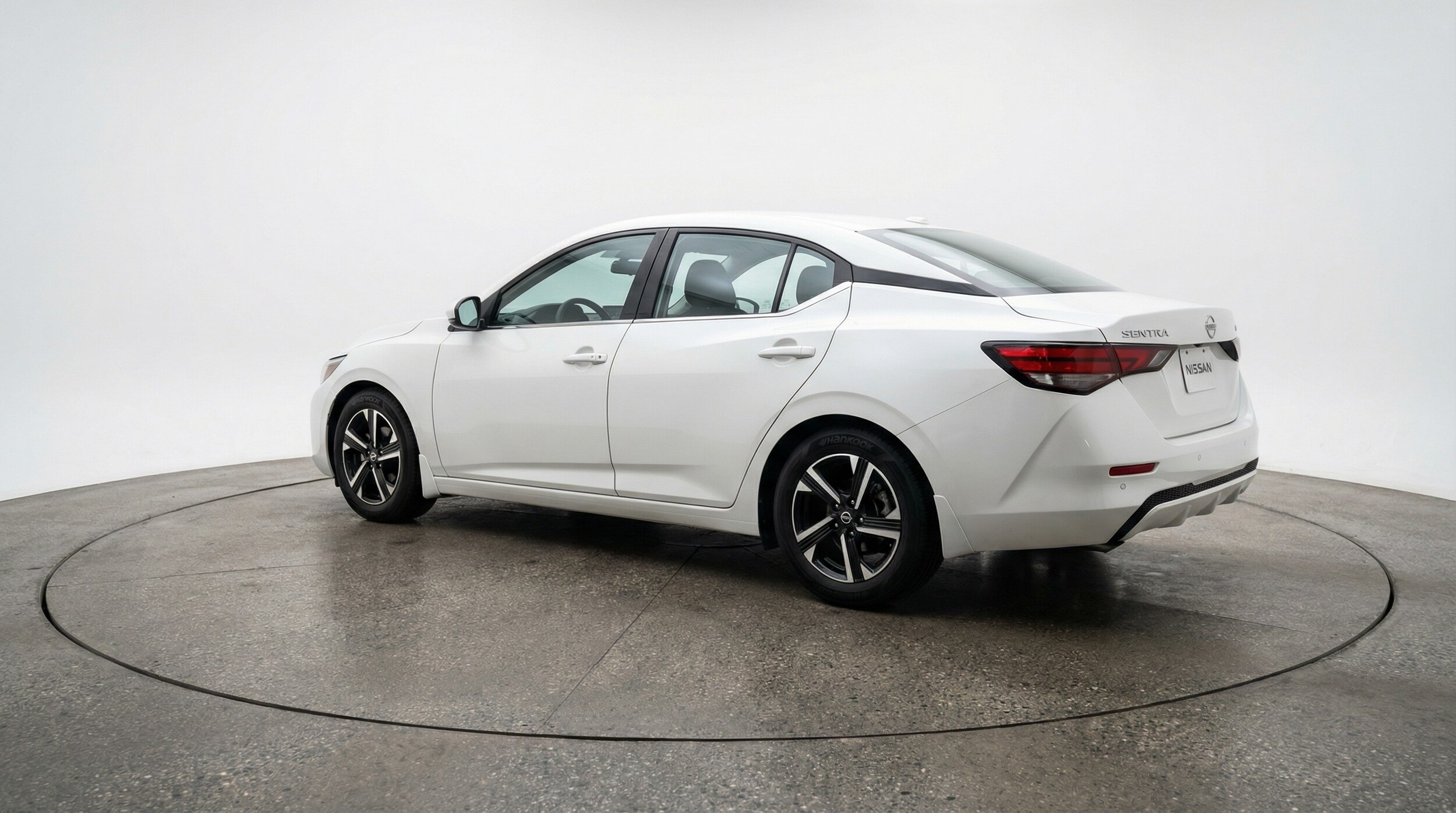 Thumbnail: 2025 Nissan Sentra - 5