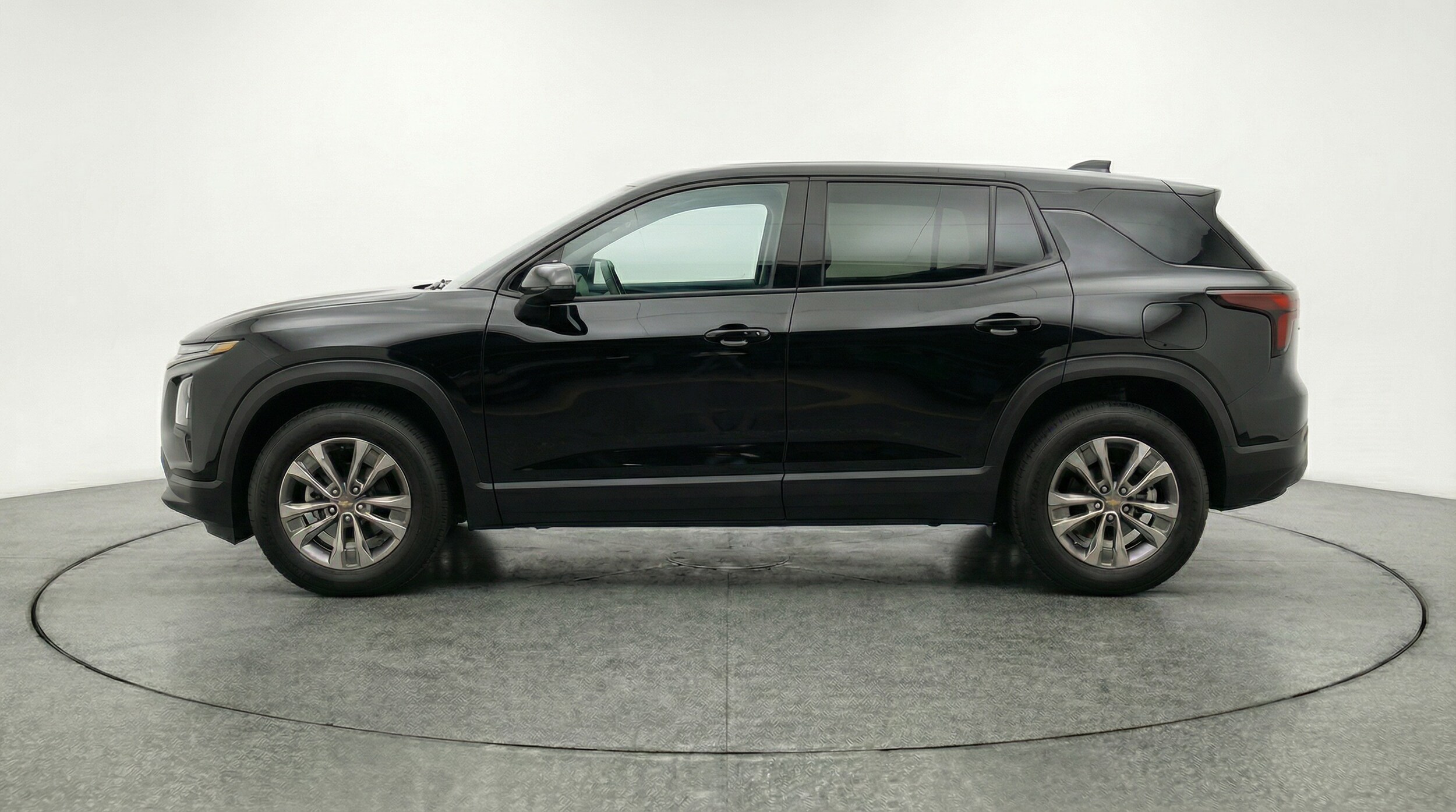 Thumbnail: 2025 Chevrolet Equinox - 4