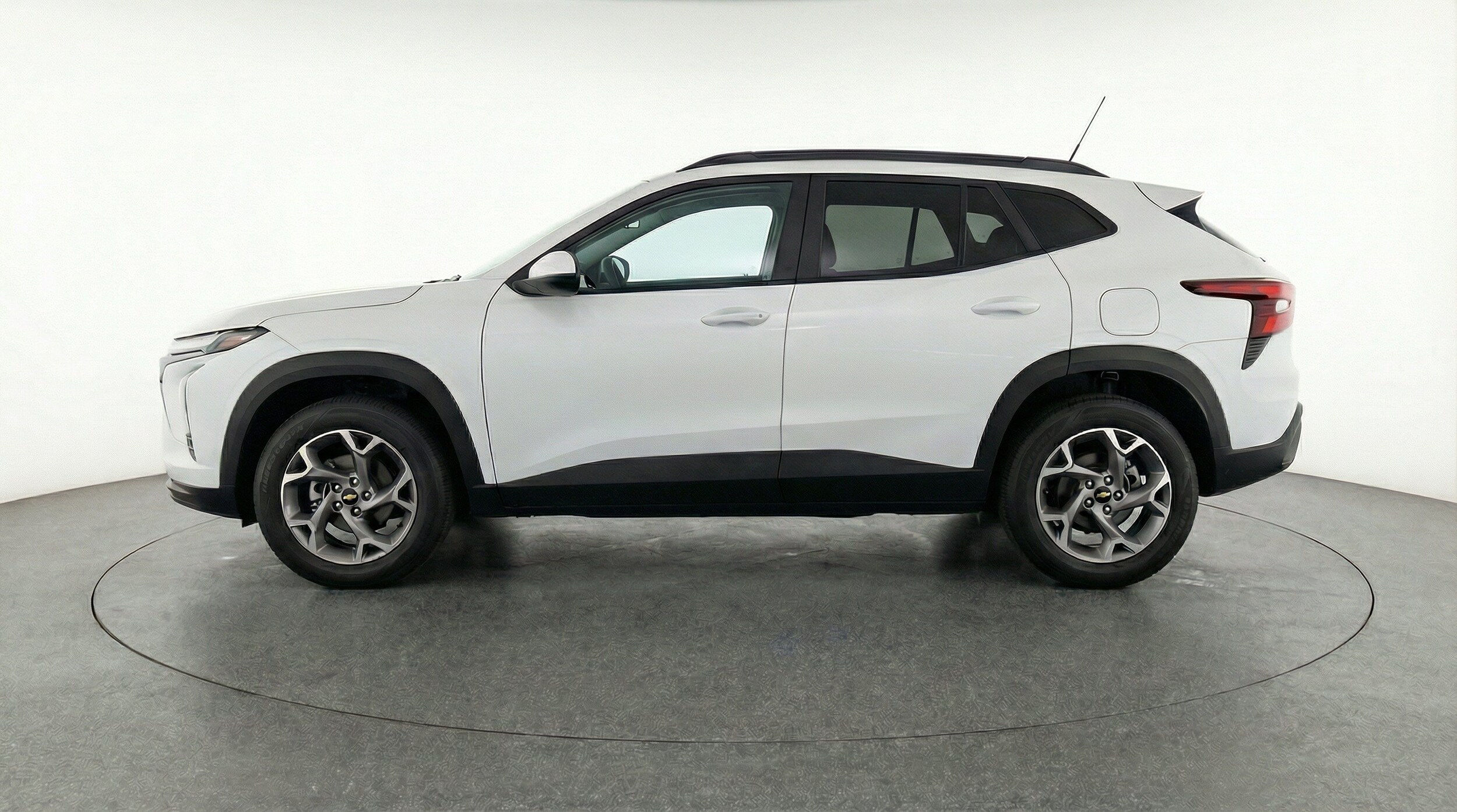 Thumbnail: 2025 Chevrolet Trax - 5