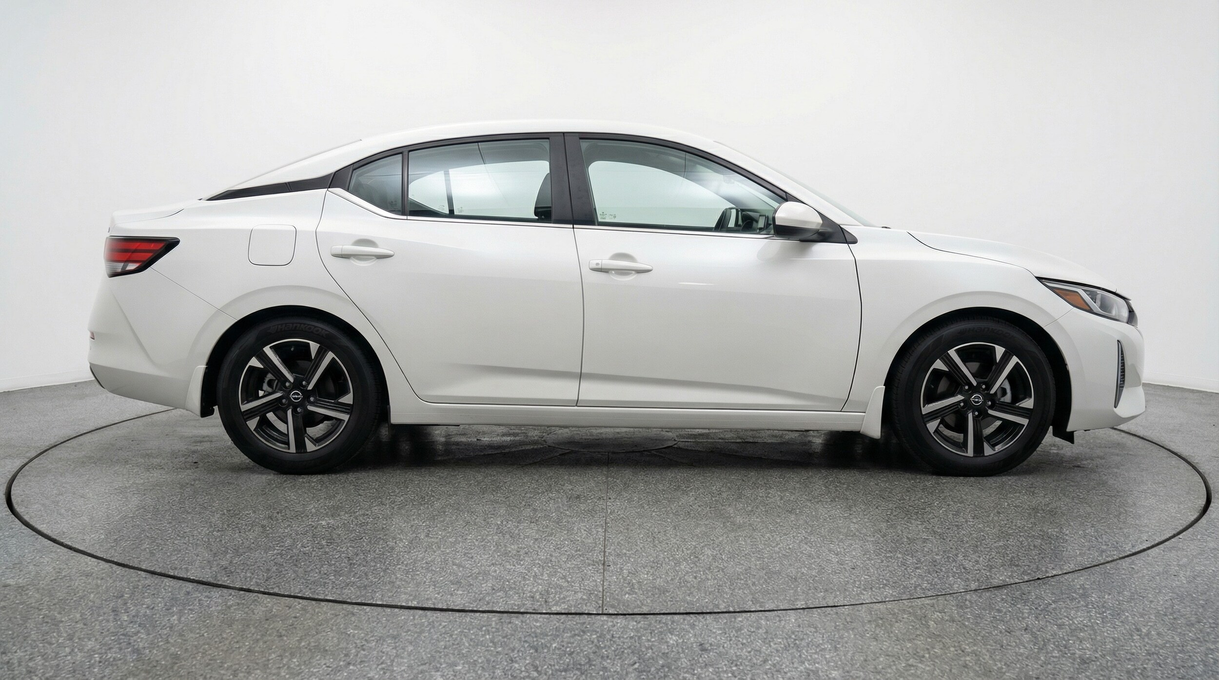 Thumbnail: 2025 Nissan Sentra - 8