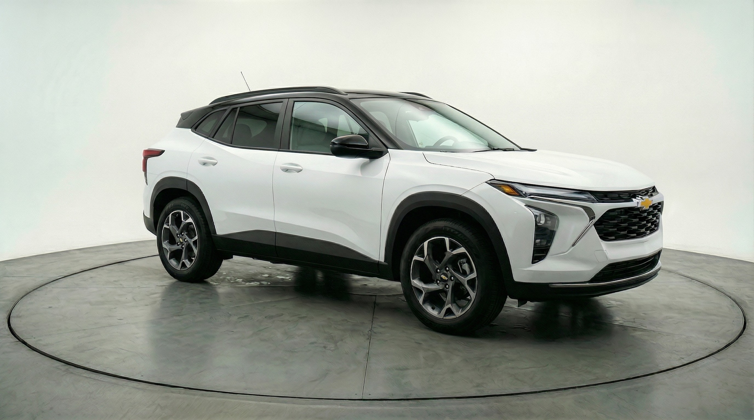 Thumbnail: 2025 Chevrolet Trax - 1