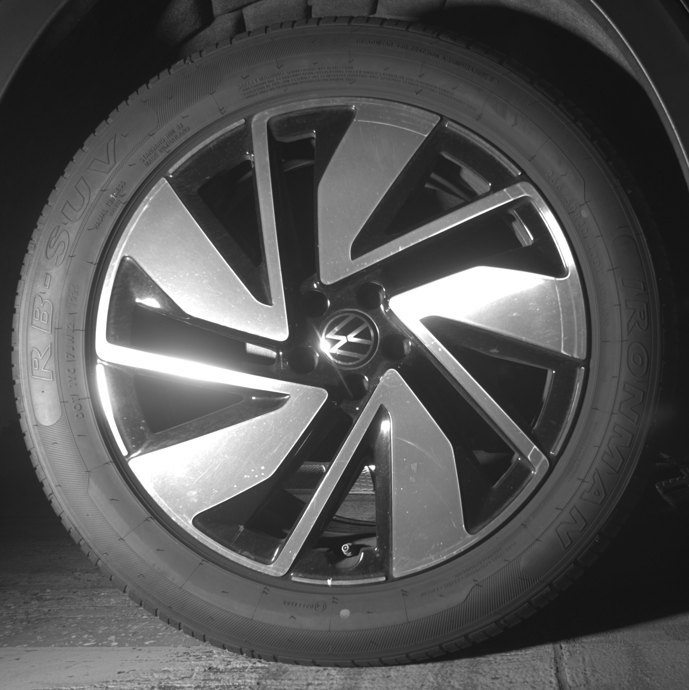 Thumbnail: 2024 Volkswagen Atlas - 12