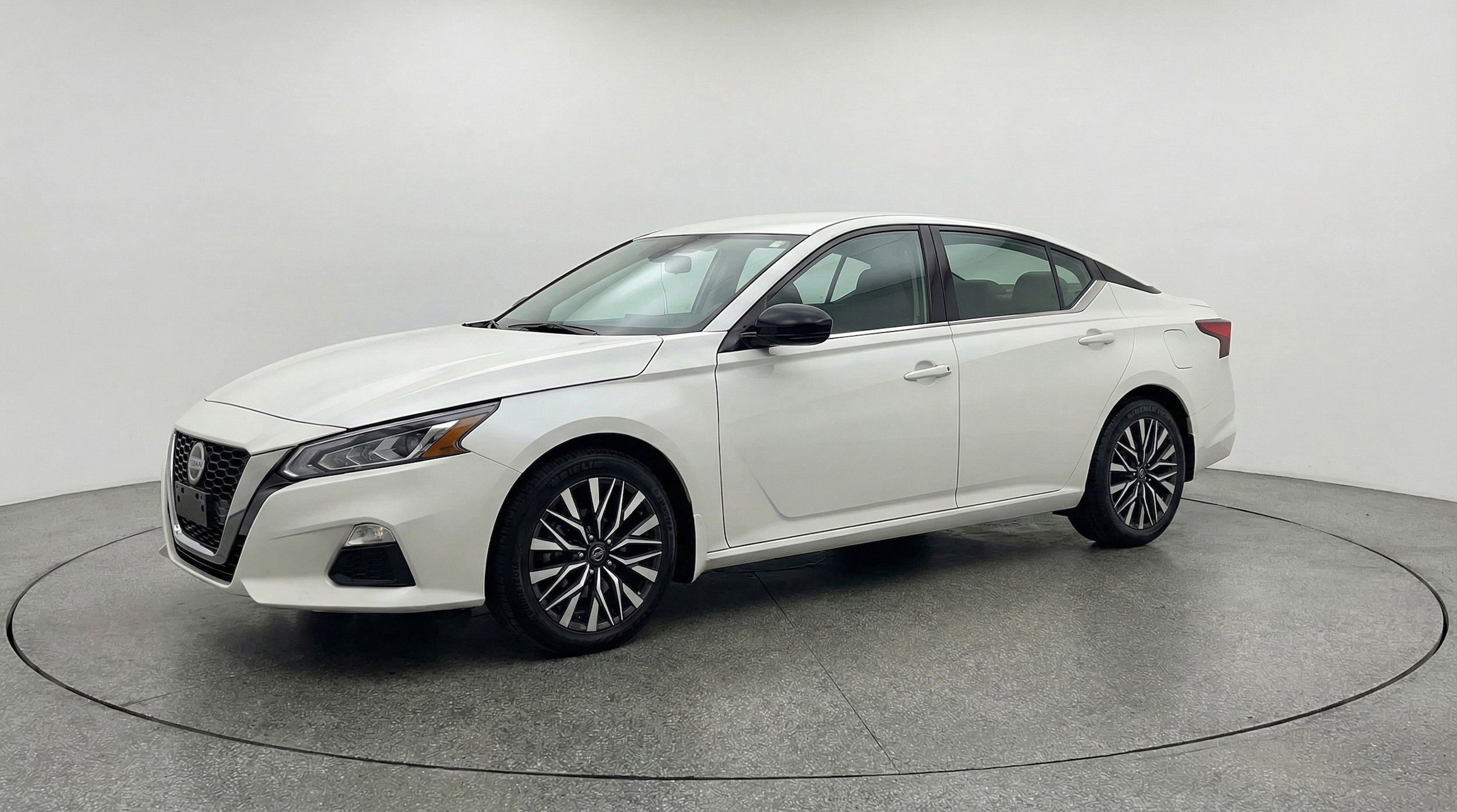 Thumbnail: 2025 Nissan Altima - 3