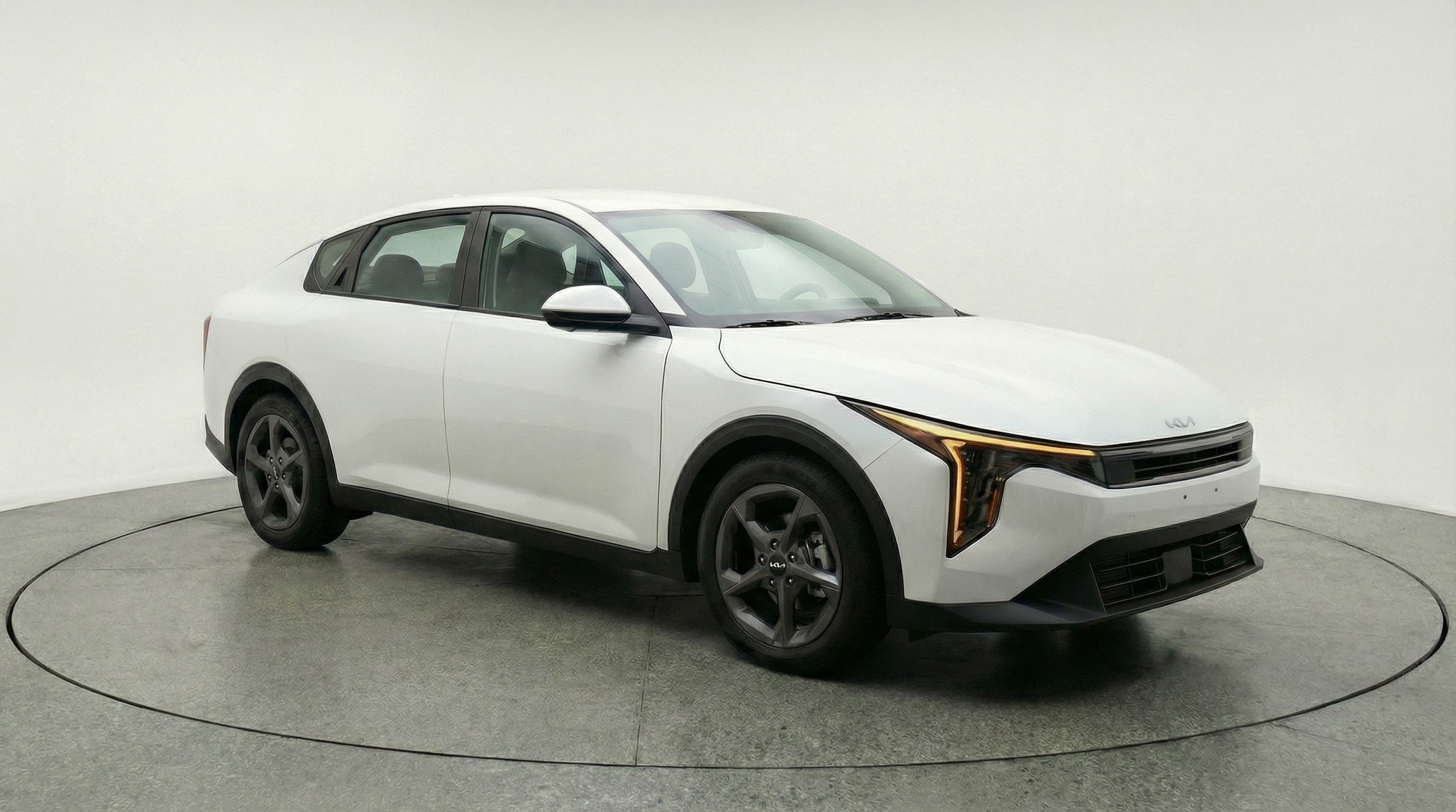 Thumbnail: 2025 Kia K4 - 1