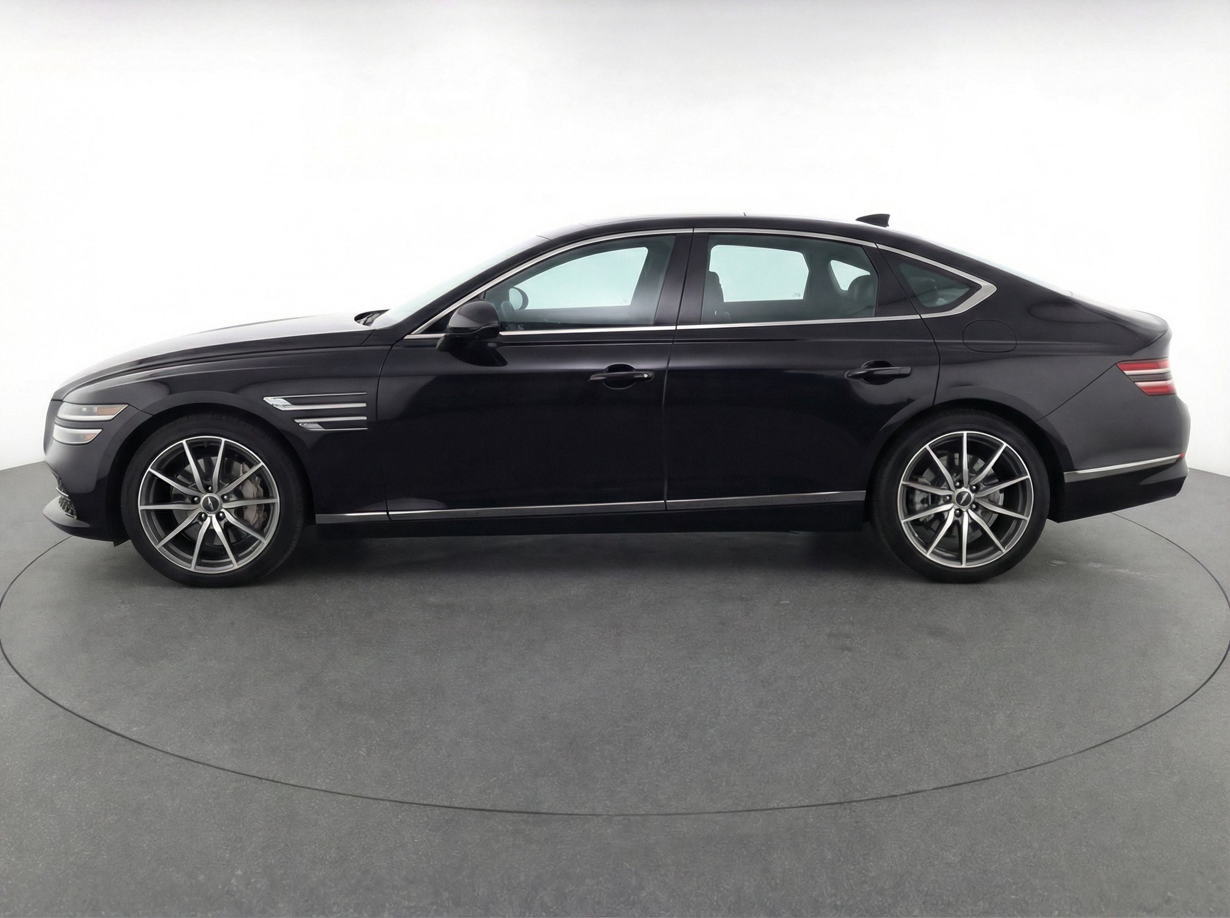 Thumbnail: 2025 Genesis G70 - 4