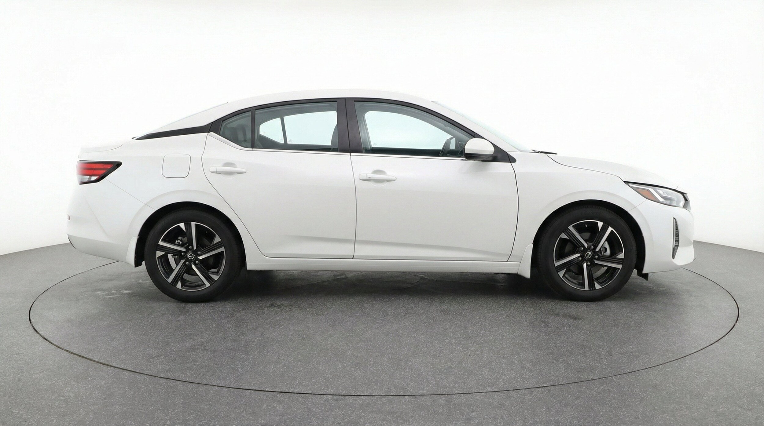 Thumbnail: 2025 Nissan Sentra - 11