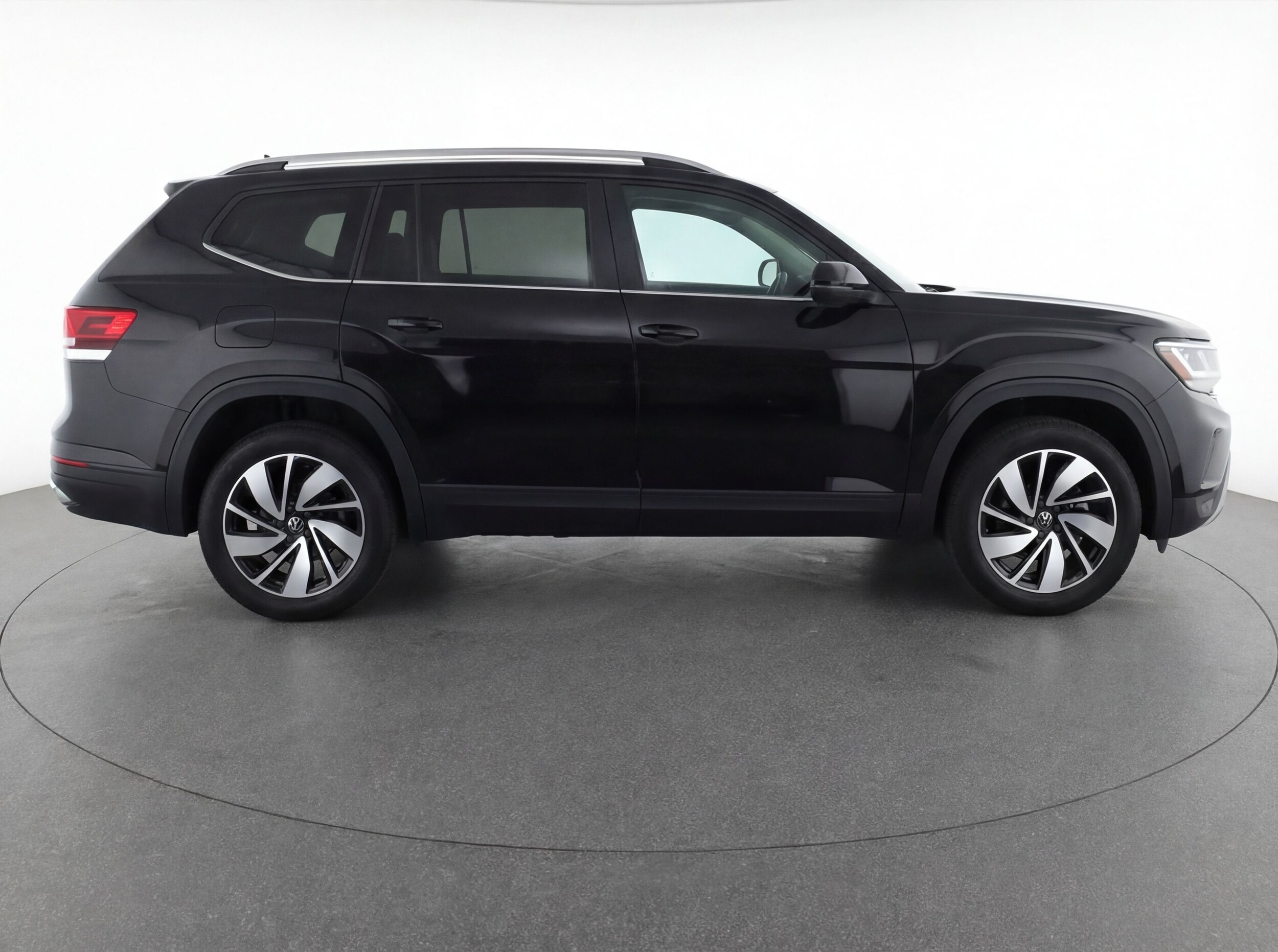 Thumbnail: 2024 Volkswagen Atlas - 8