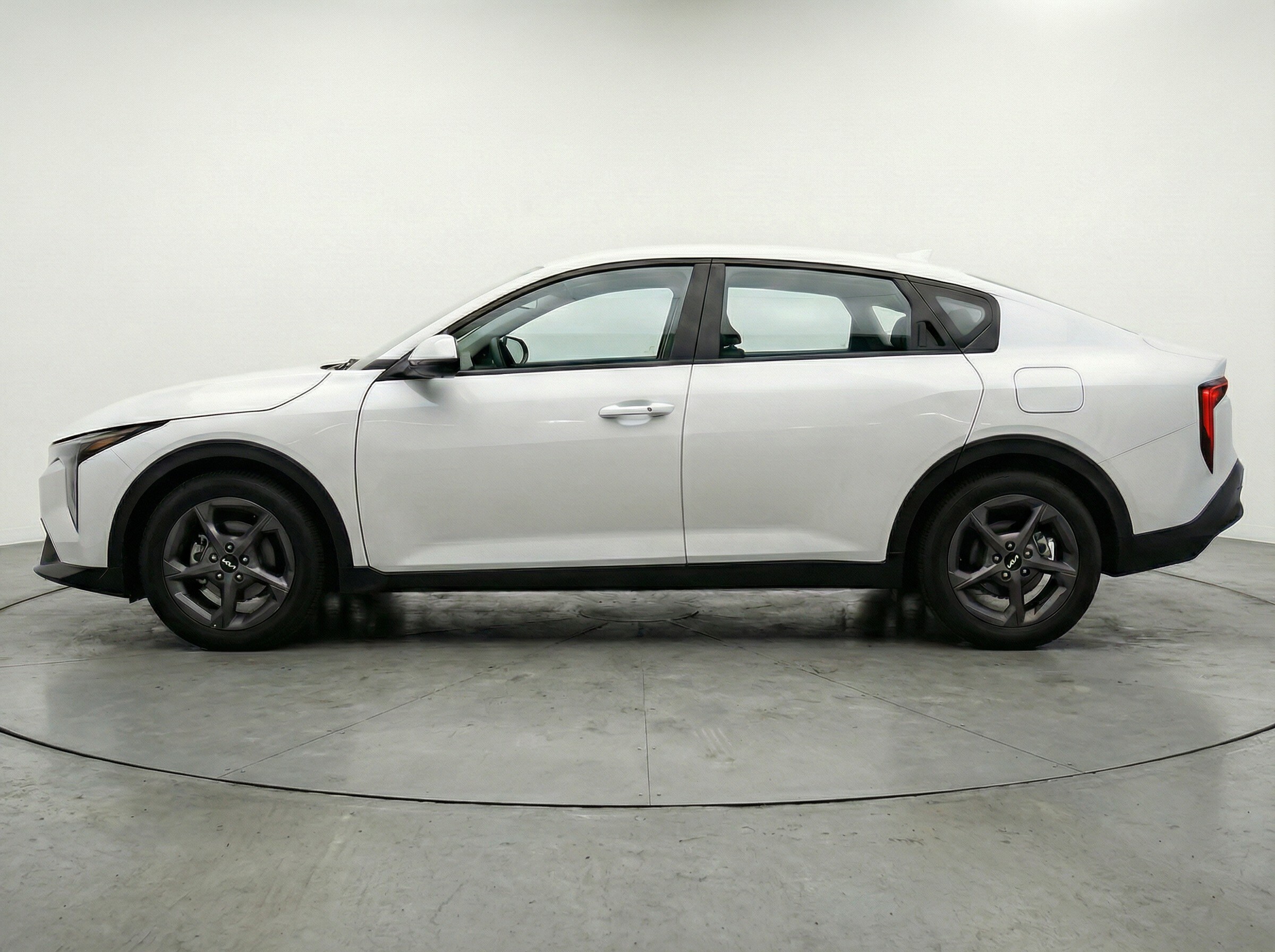 Thumbnail: 2025 Kia K4 - 4