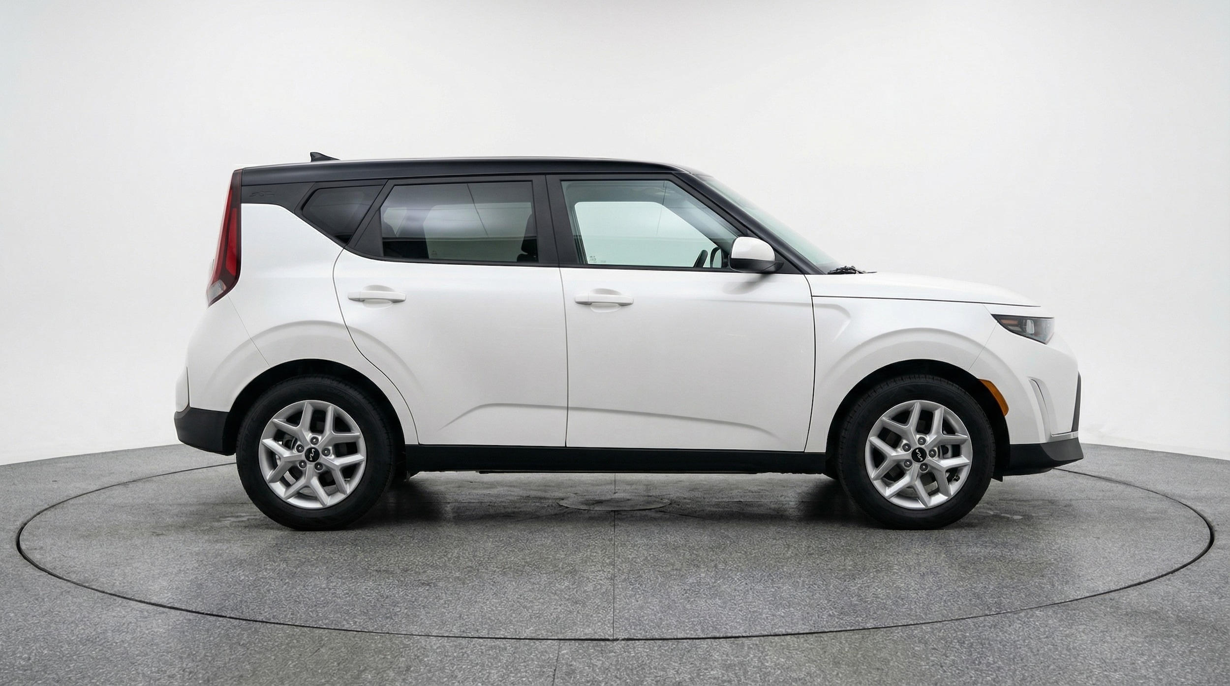 Thumbnail: 2025 Kia Soul - 8