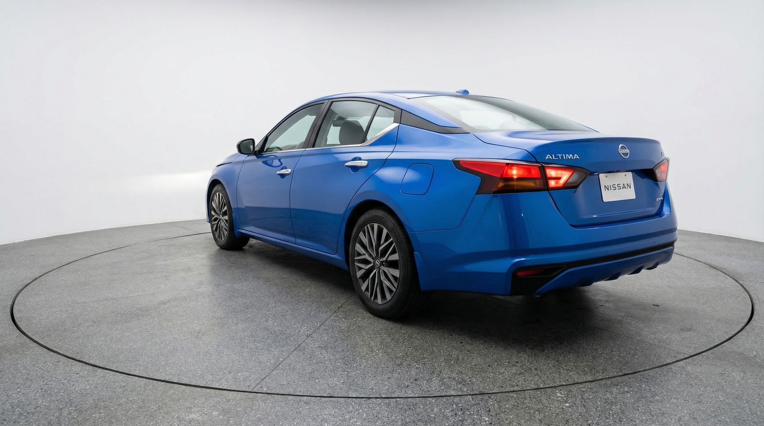 Thumbnail: 2025 Nissan Altima - 5