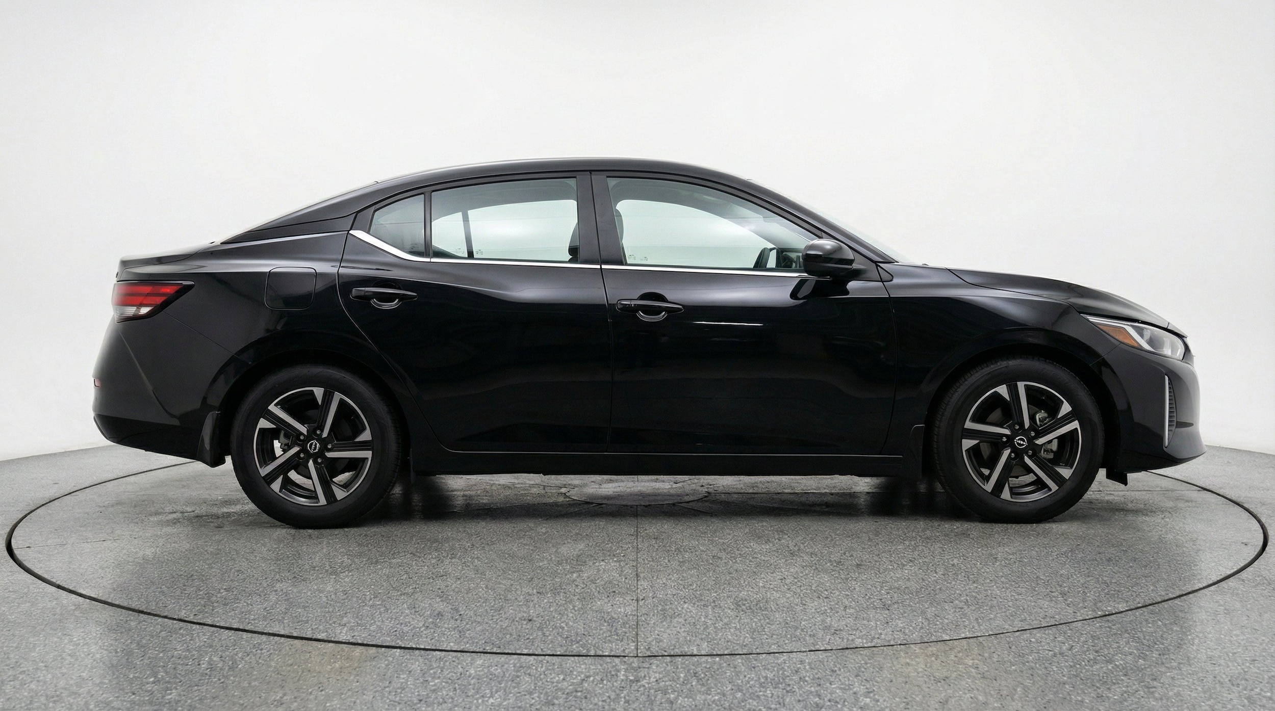 Thumbnail: 2025 Nissan Sentra - 11