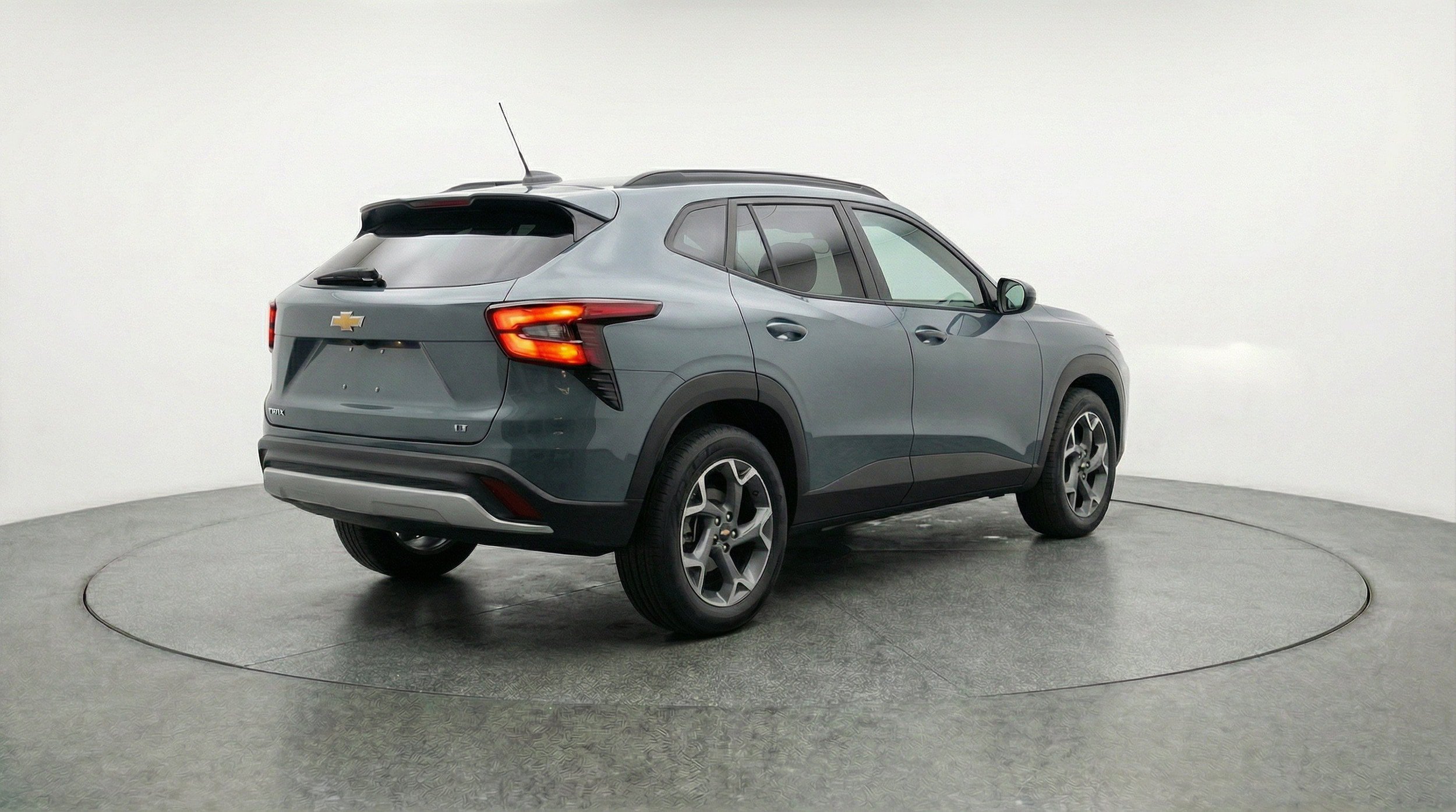 Thumbnail: 2025 Chevrolet Trax - 9