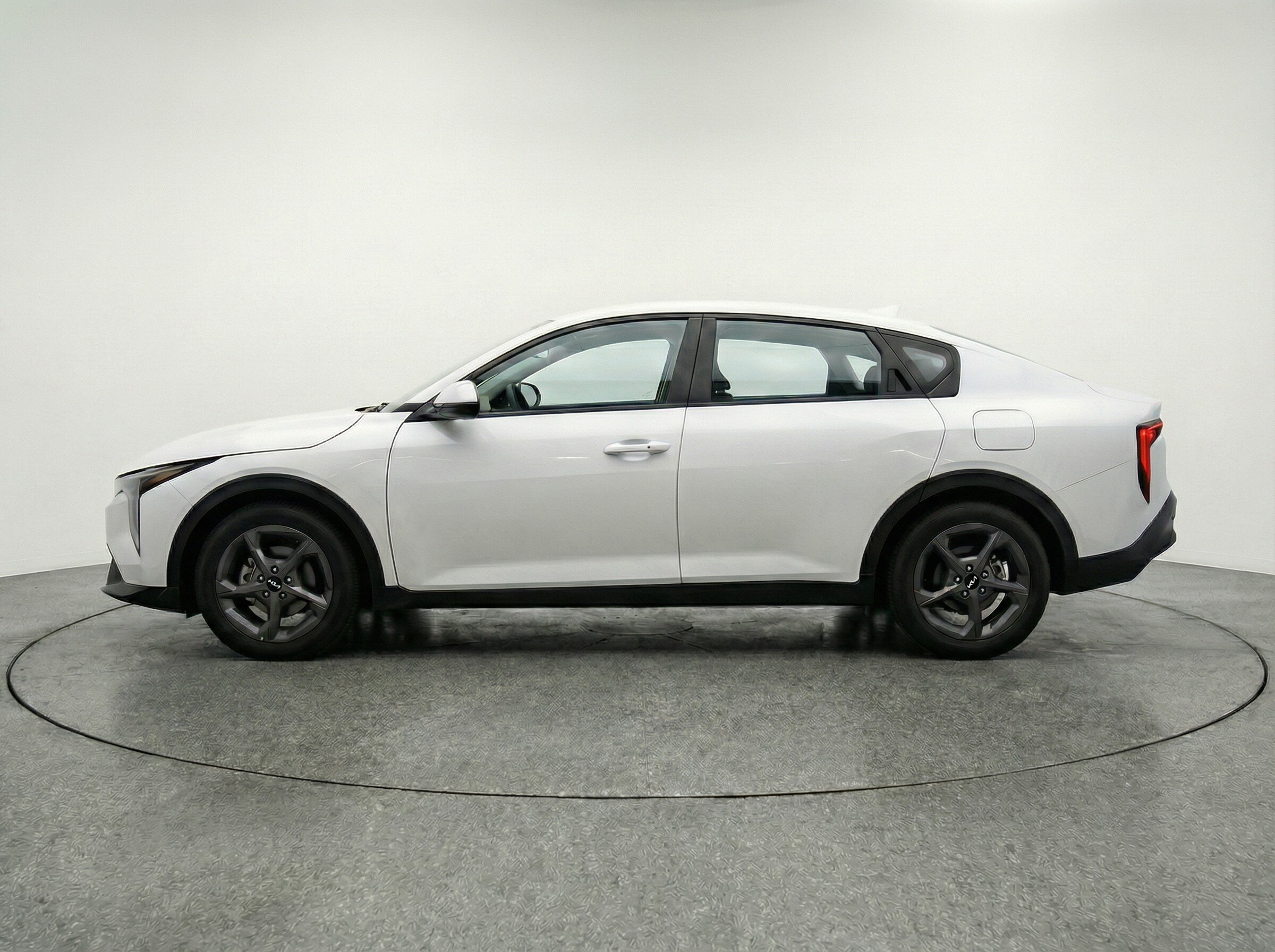 Thumbnail: 2025 Kia K4 - 4