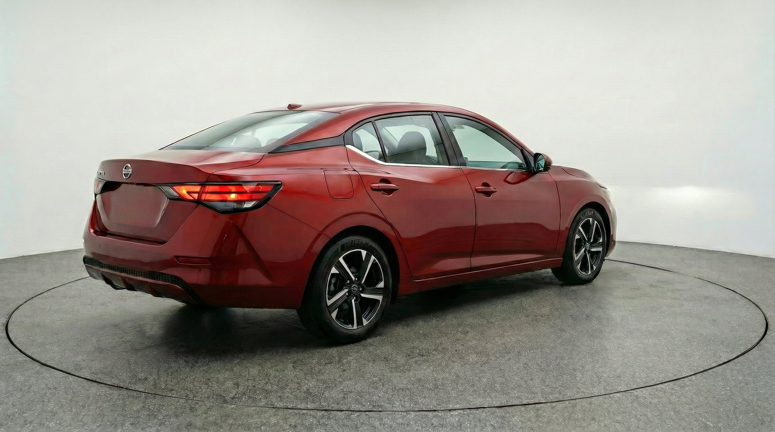 Thumbnail: 2025 Nissan Sentra - 9