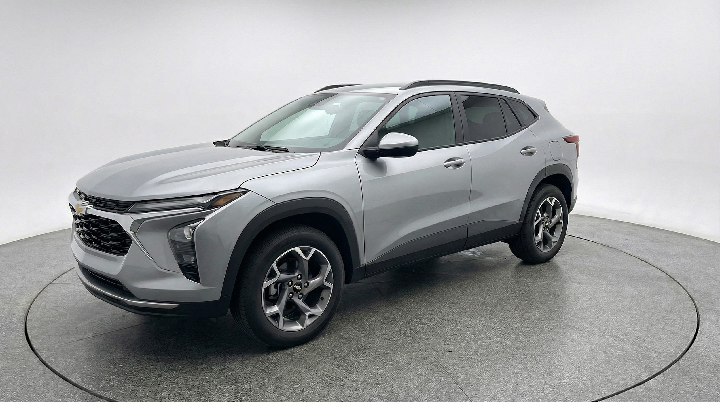 Thumbnail: 2025 Chevrolet Trax - 3