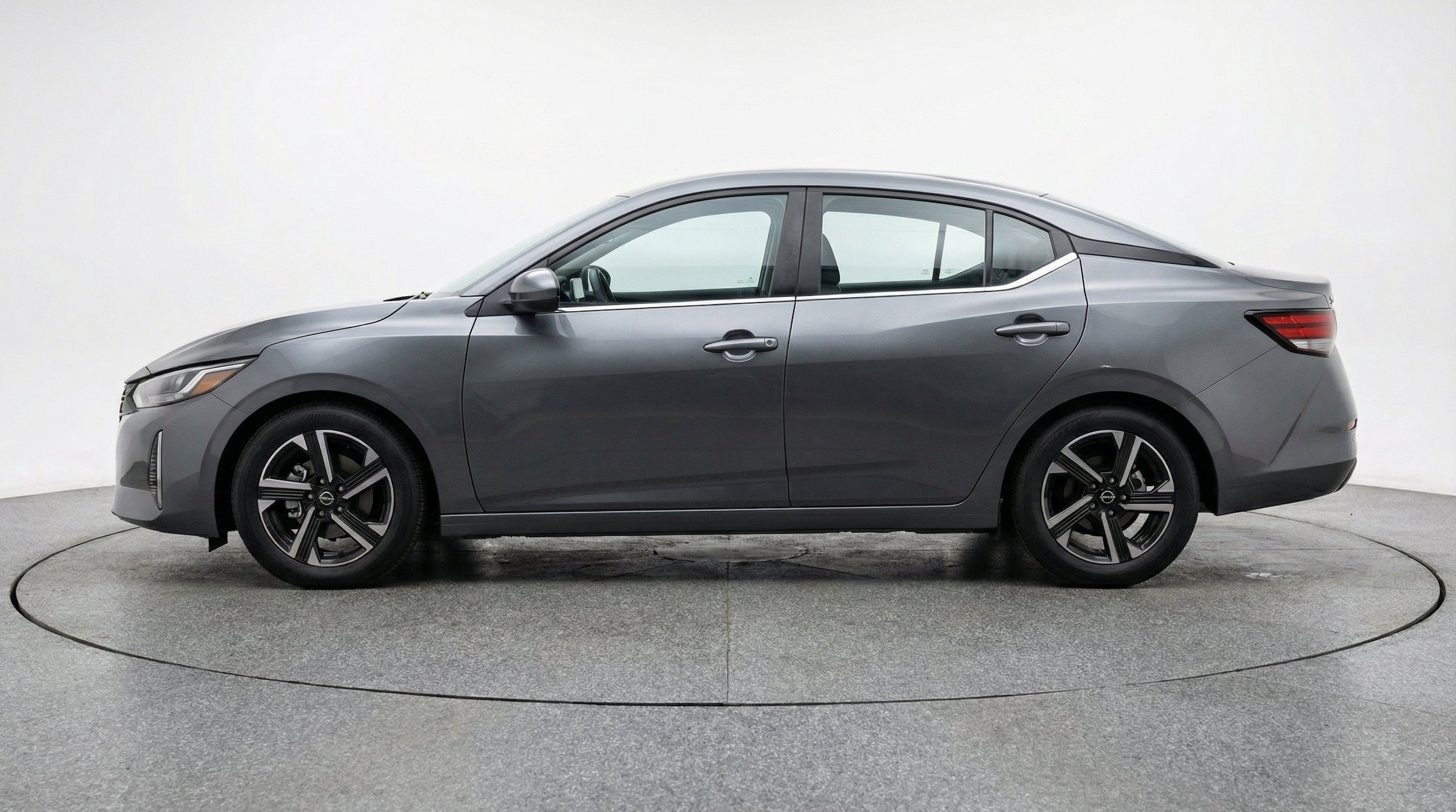 Thumbnail: 2025 Nissan Sentra - 5
