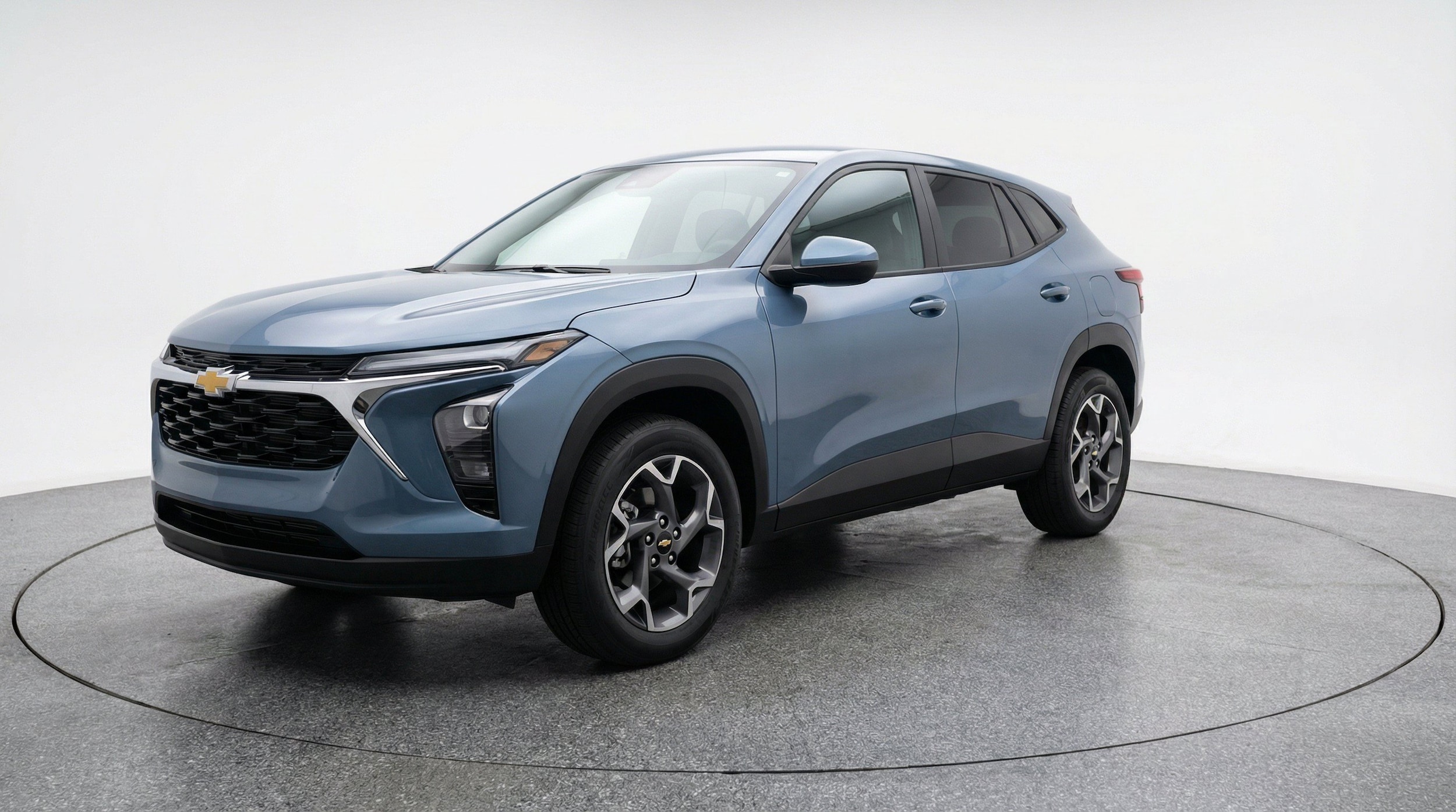 Thumbnail: 2025 Chevrolet Trax - 3