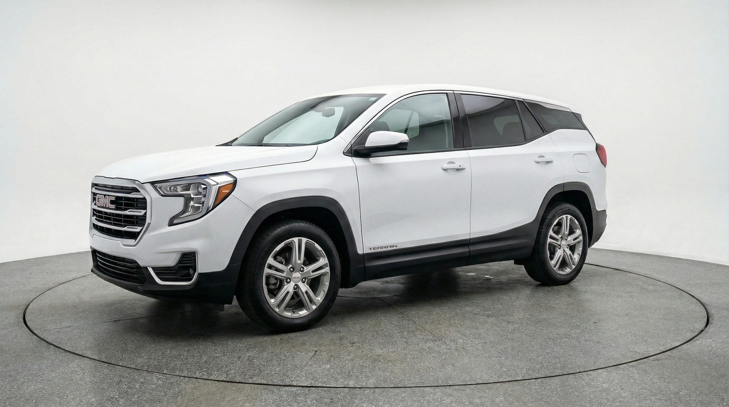 Thumbnail: 2024 GMC Terrain - 3