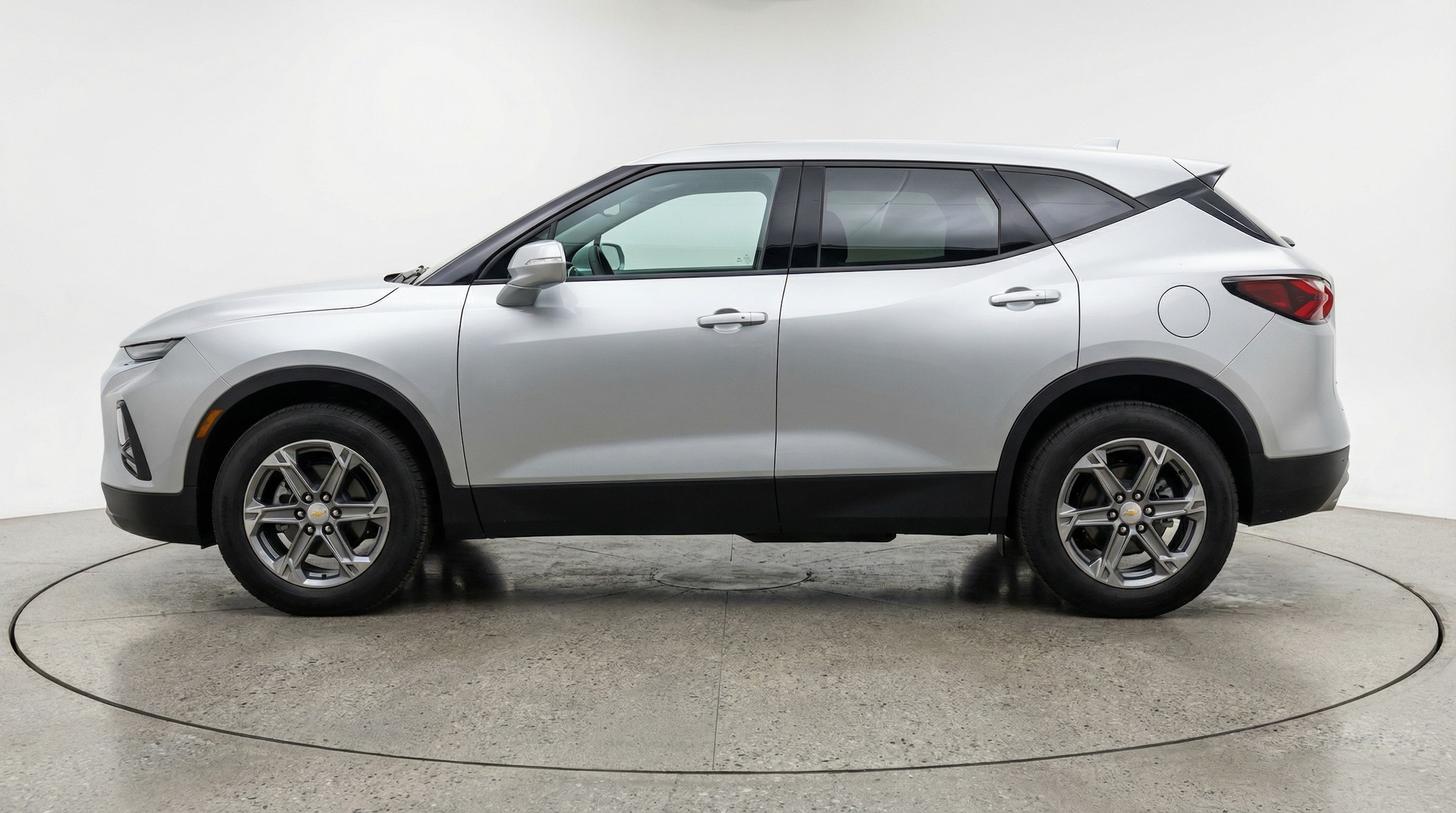 Thumbnail: 2025 Chevrolet Blazer - 4