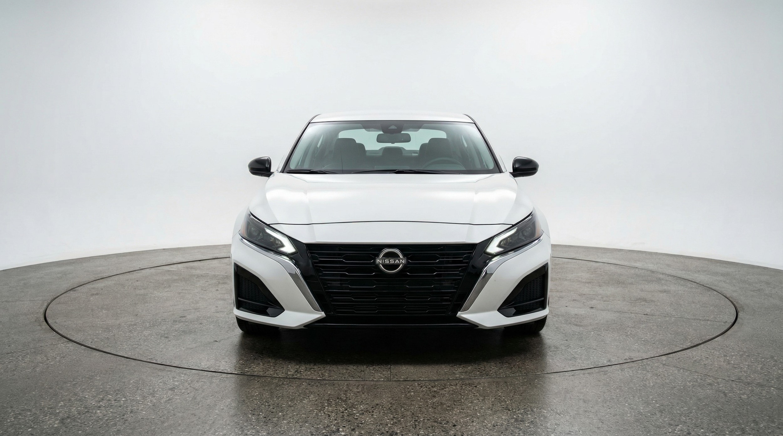 Thumbnail: 2025 Nissan Altima - 2