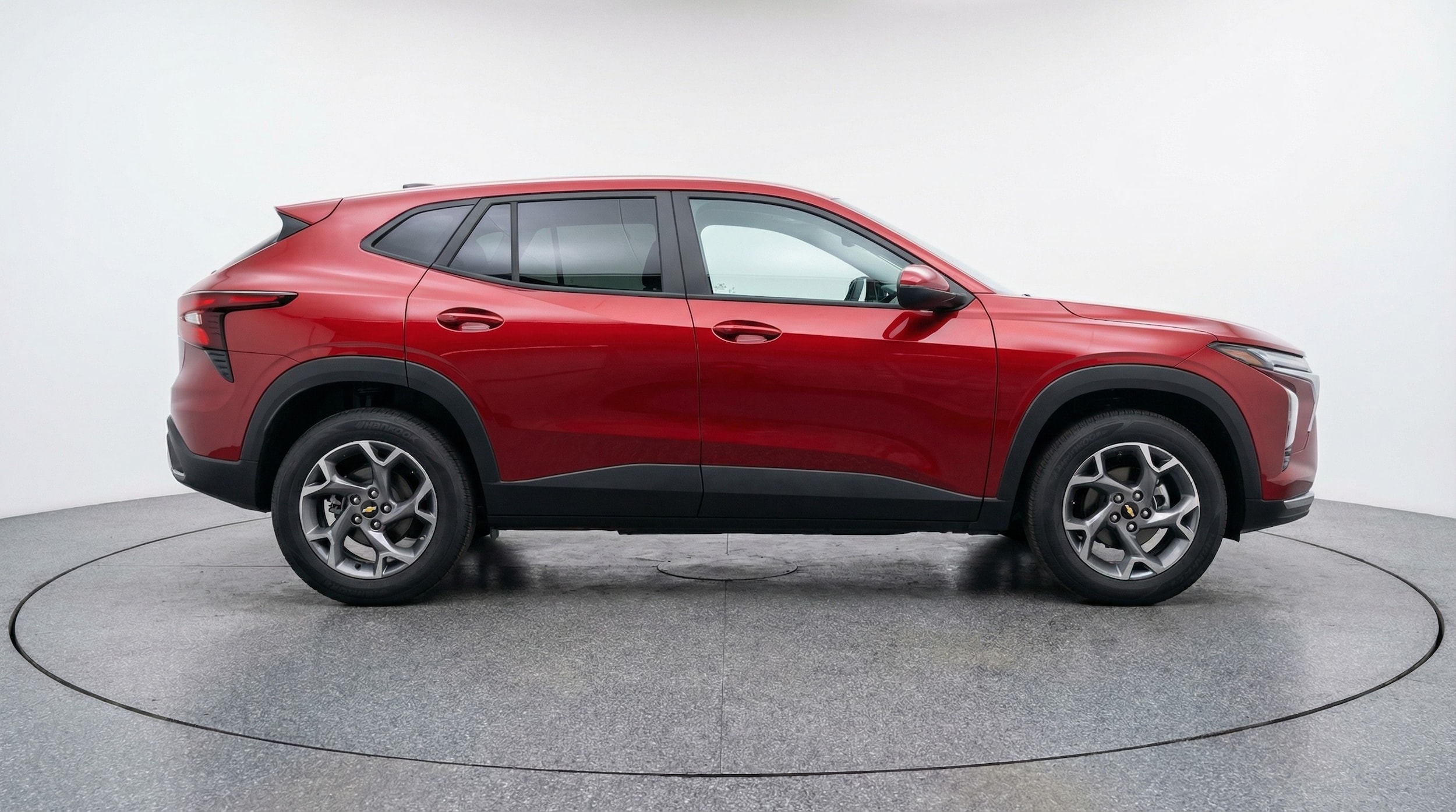 Thumbnail: 2025 Chevrolet Trax - 8