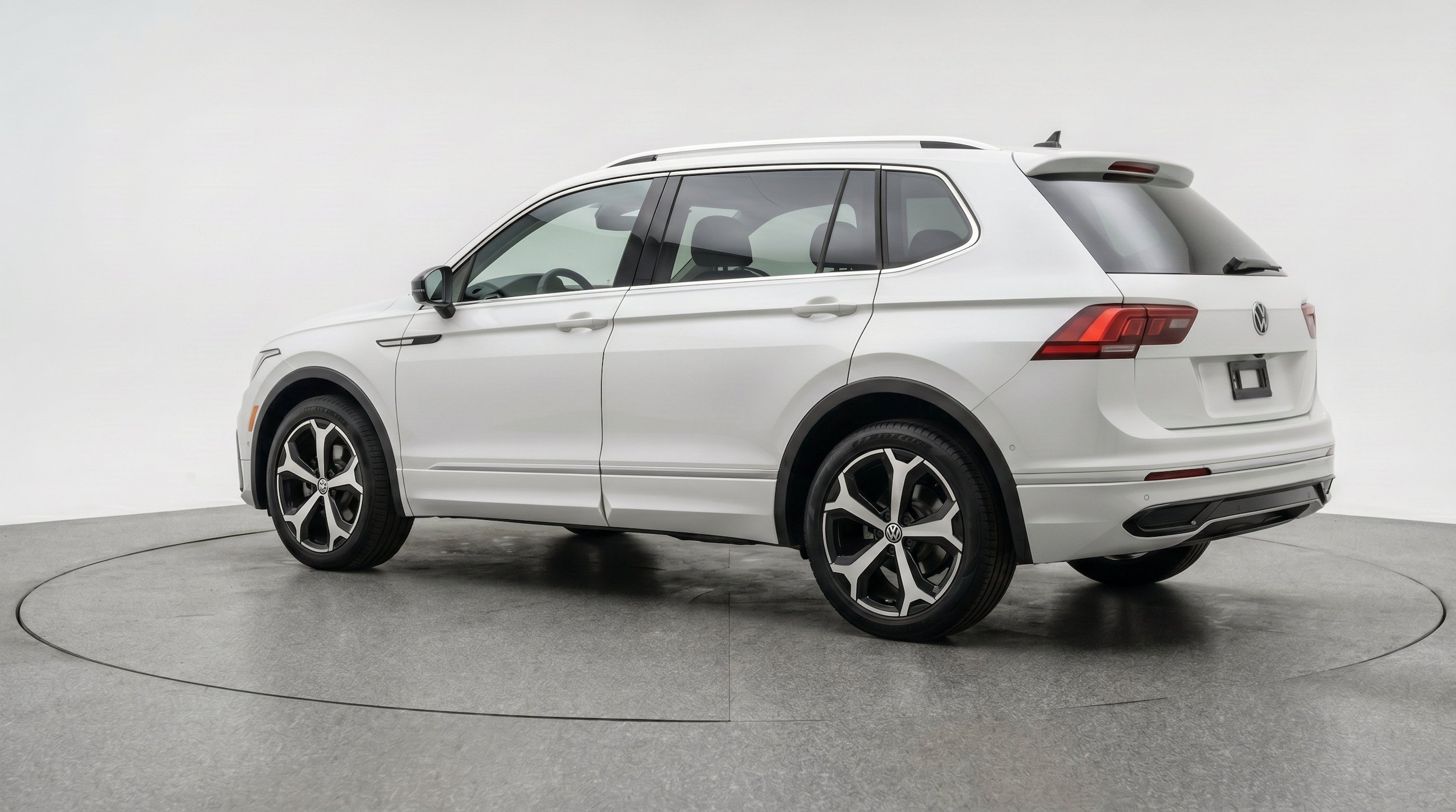 Thumbnail: 2026 Volkswagen Tiguan - 6