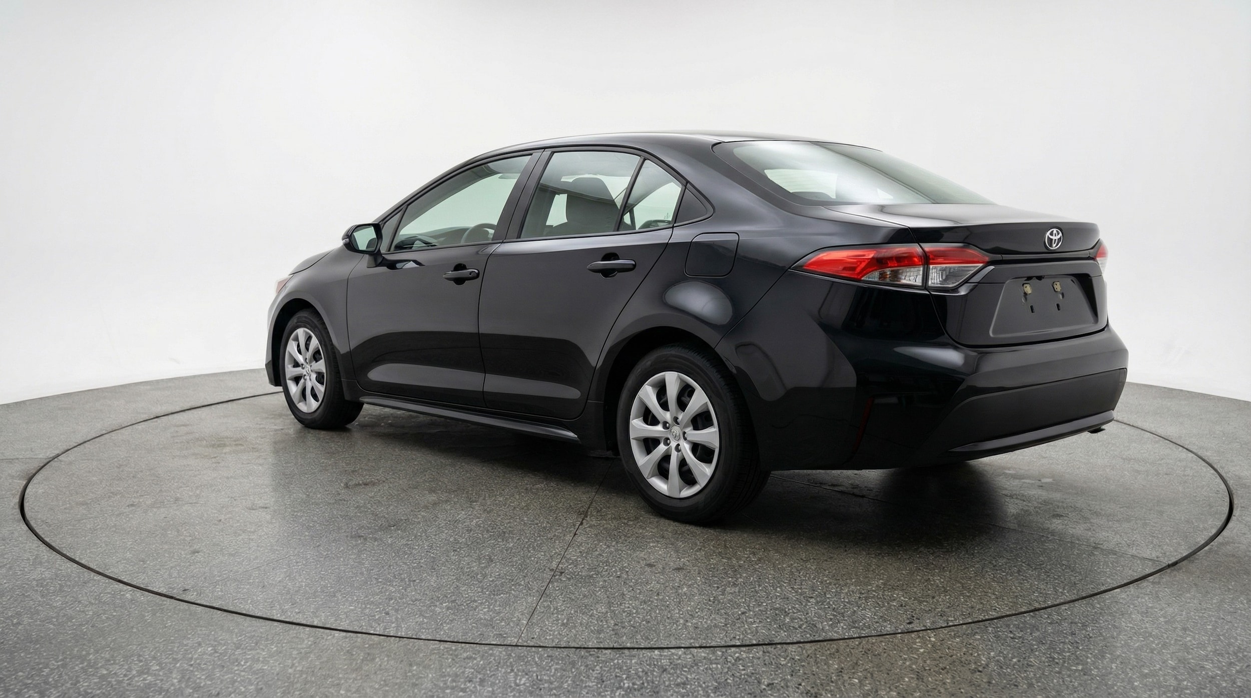 Thumbnail: 2025 Toyota Corolla - 5
