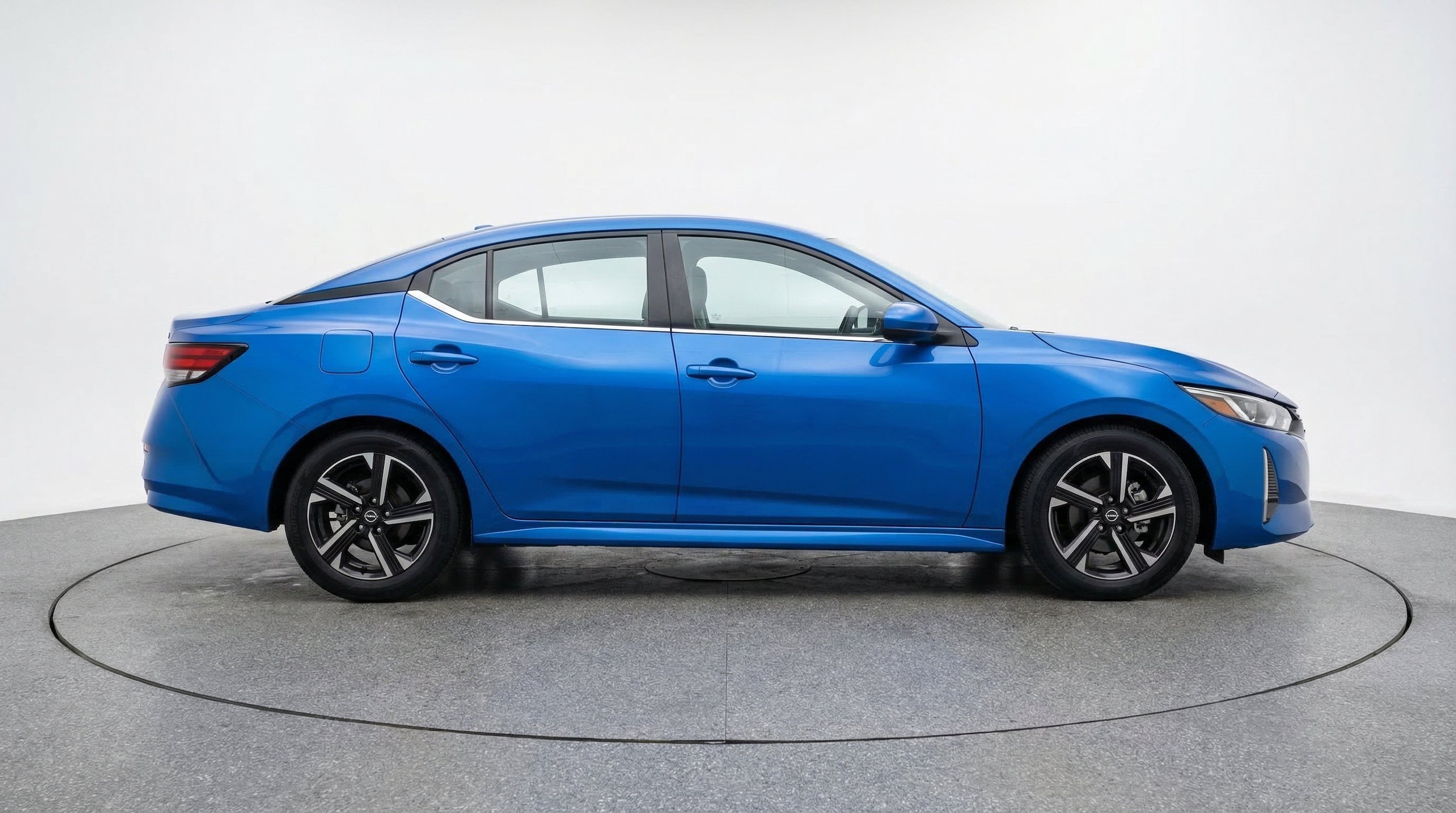 Thumbnail: 2025 Nissan Sentra - 11