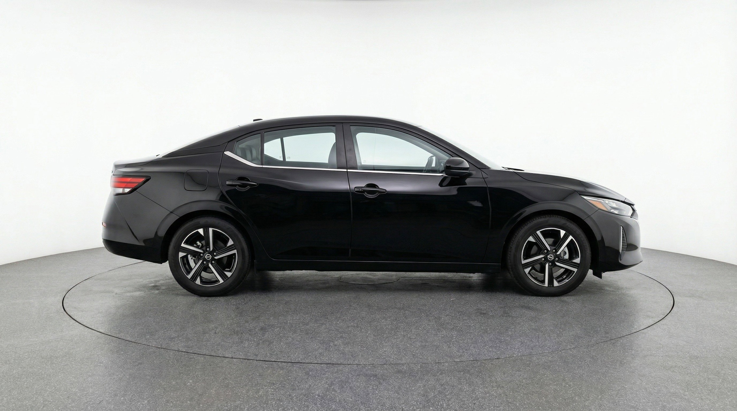 Thumbnail: 2025 Nissan Sentra - 11