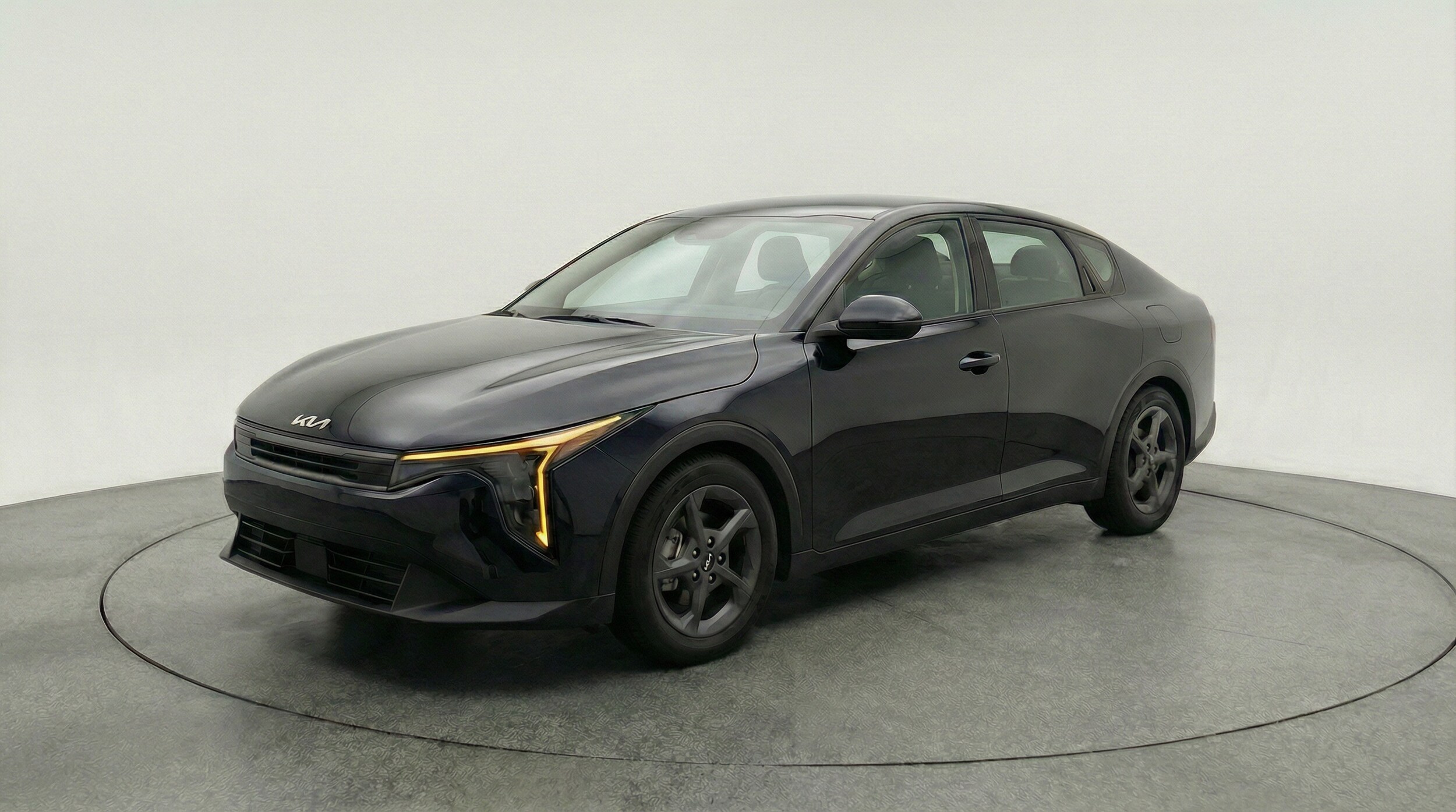 Thumbnail: 2025 Kia K4 - 3