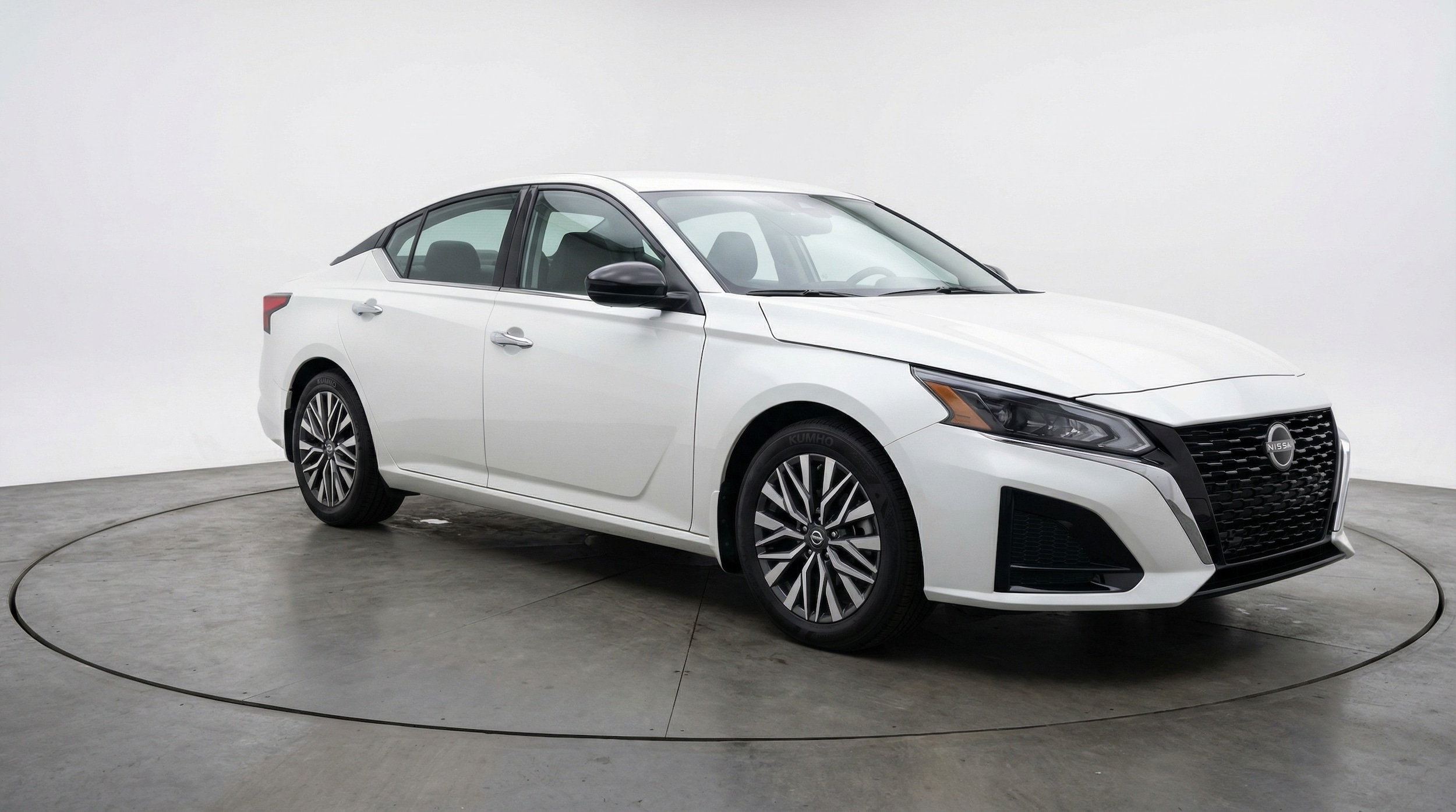 Thumbnail: 2025 Nissan Altima - 1