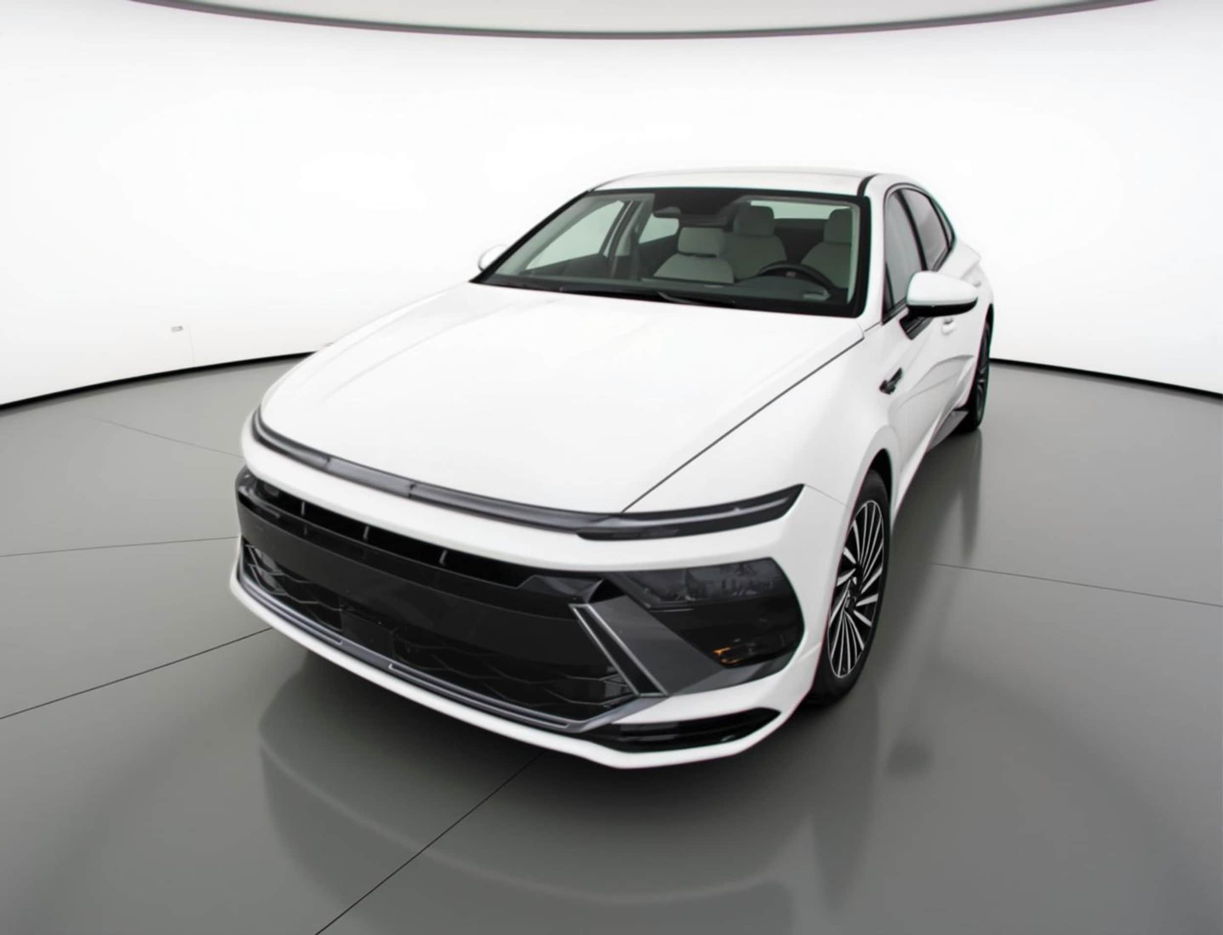 Thumbnail: 2025 Hyundai Sonata - 3