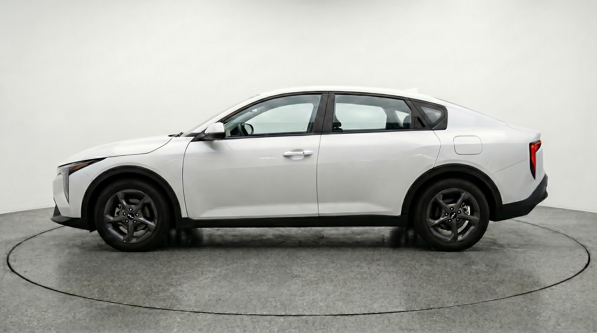 Thumbnail: 2025 Kia K4 - 4