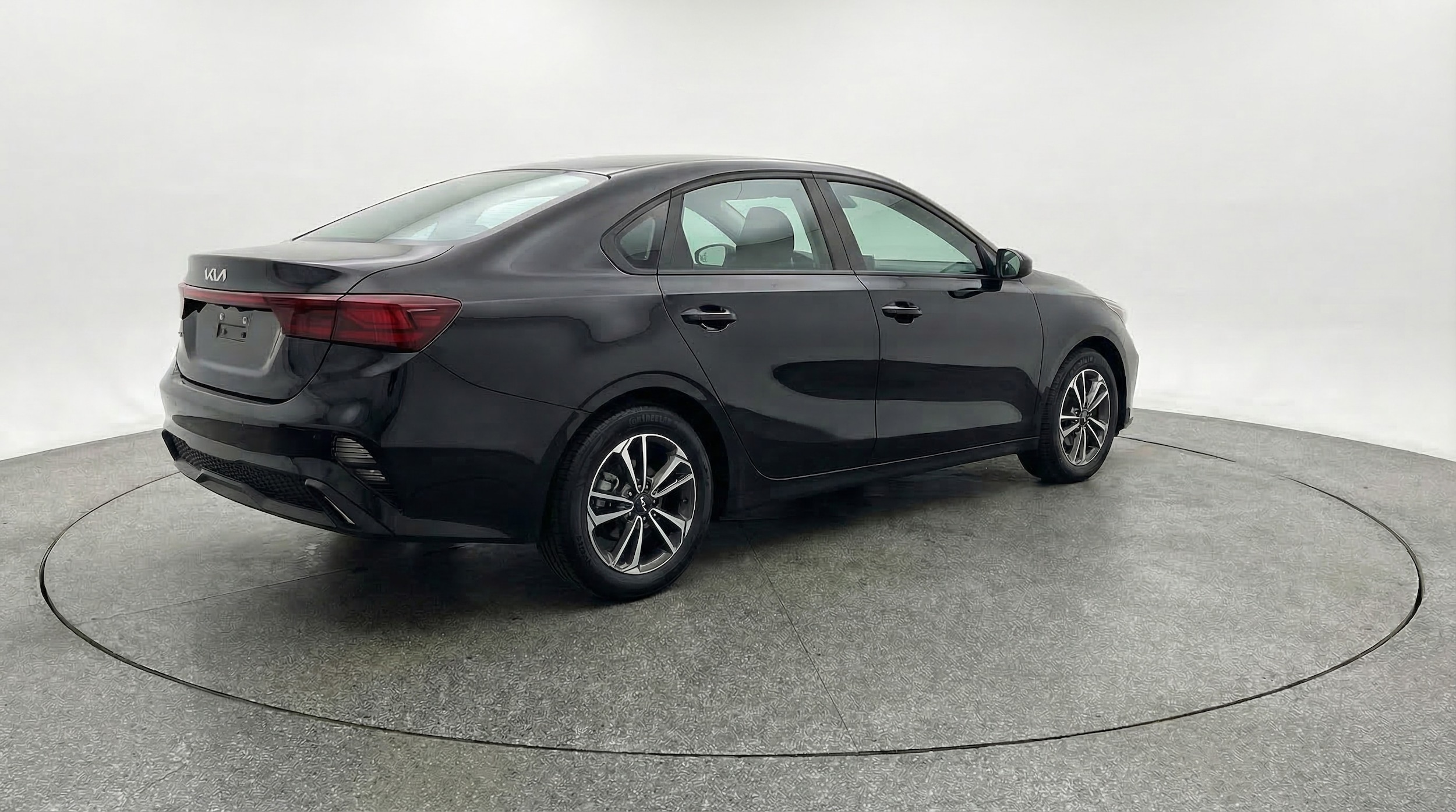 Thumbnail: 2024 Kia Forte - 7