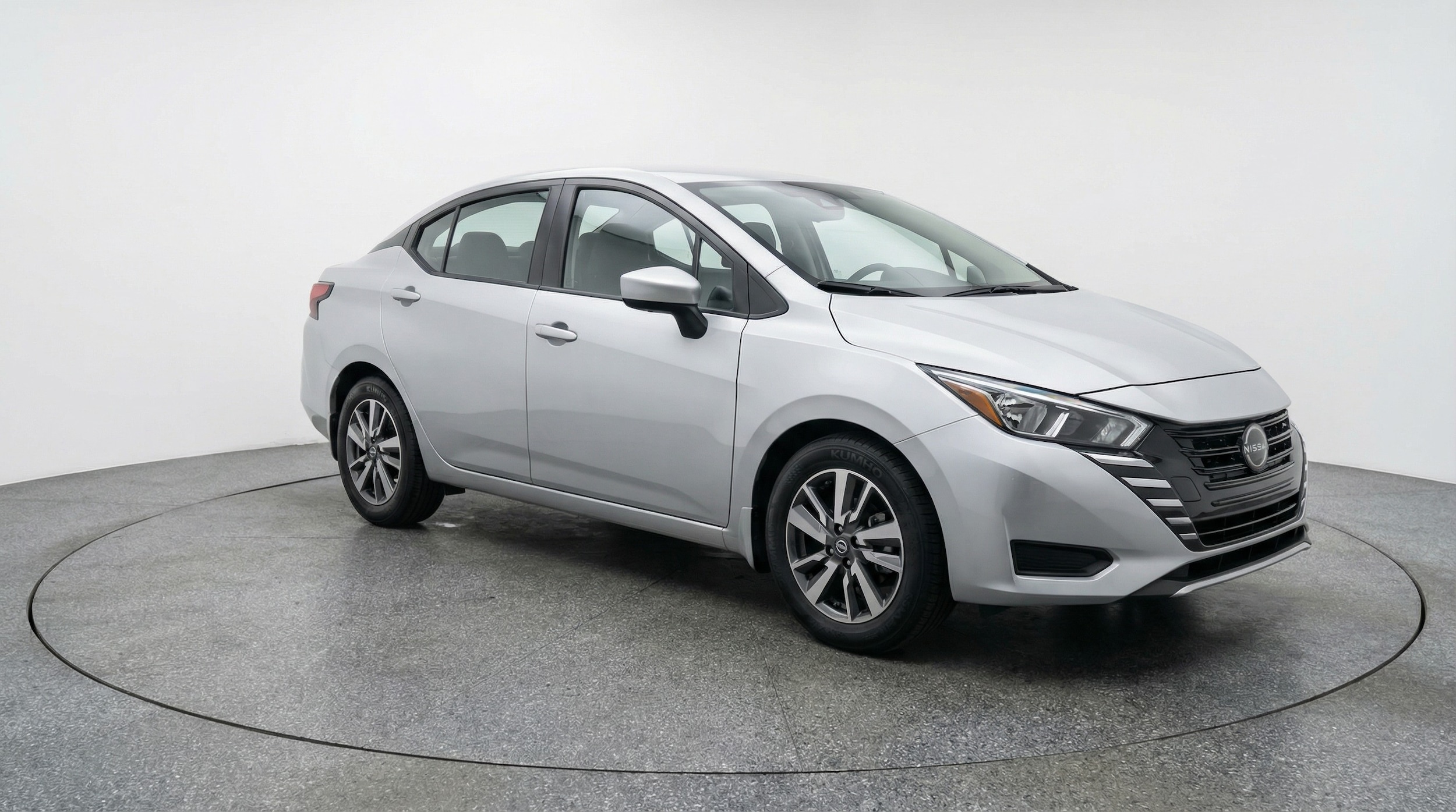 2025 Nissan Versa Sedan SV