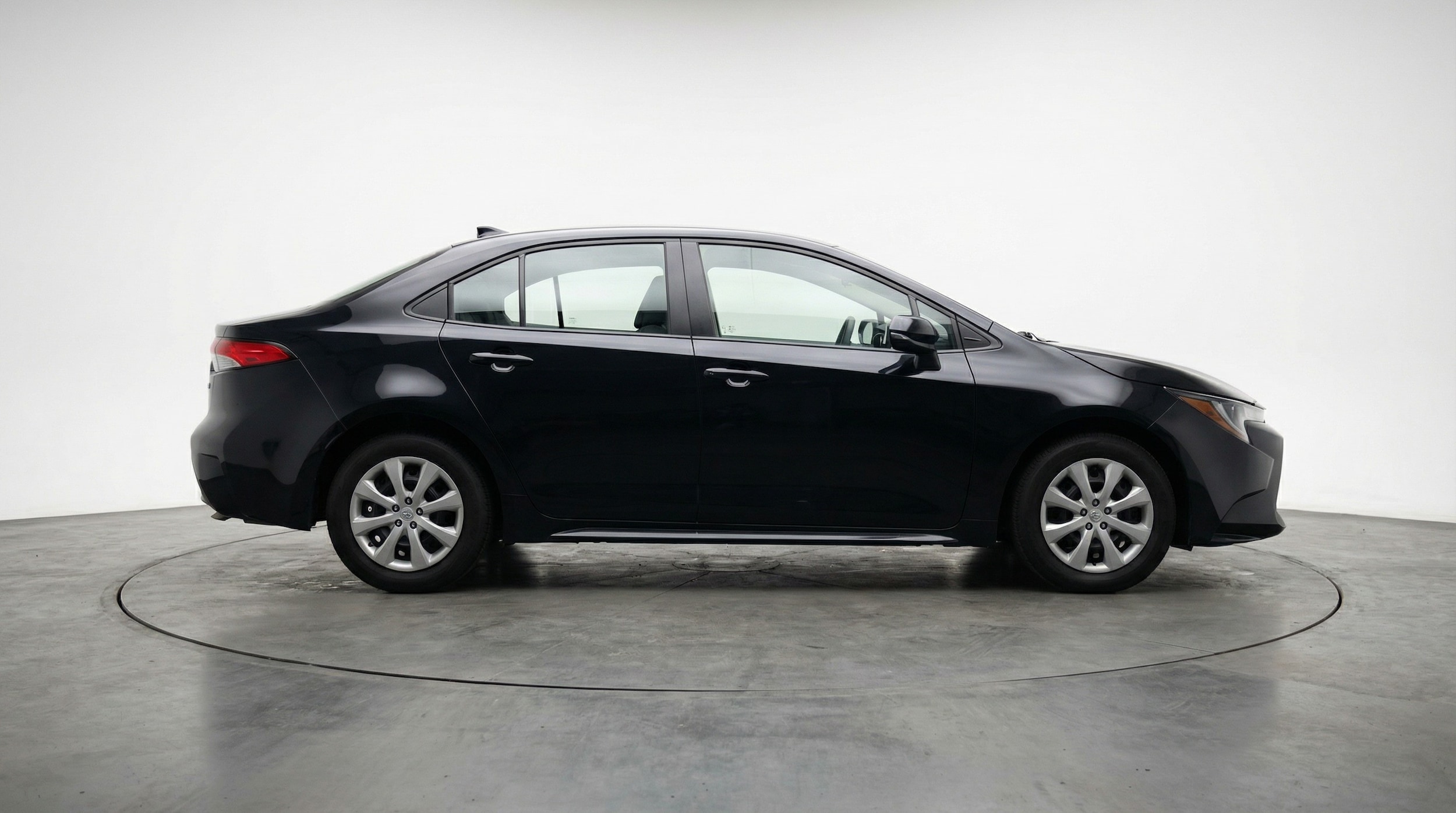 Thumbnail: 2025 Toyota Corolla - 8