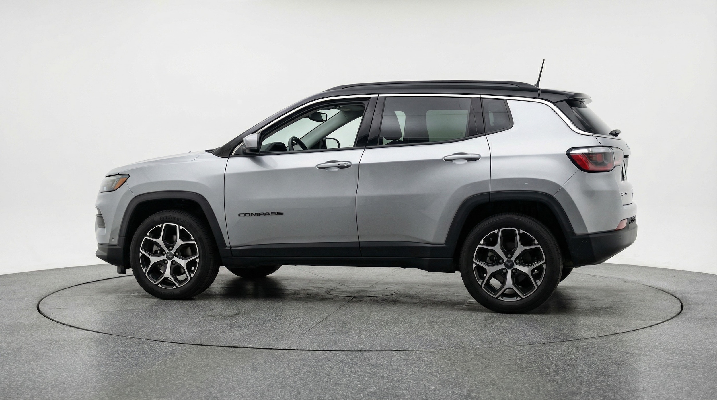 Thumbnail: 2025 Jeep Compass - 4