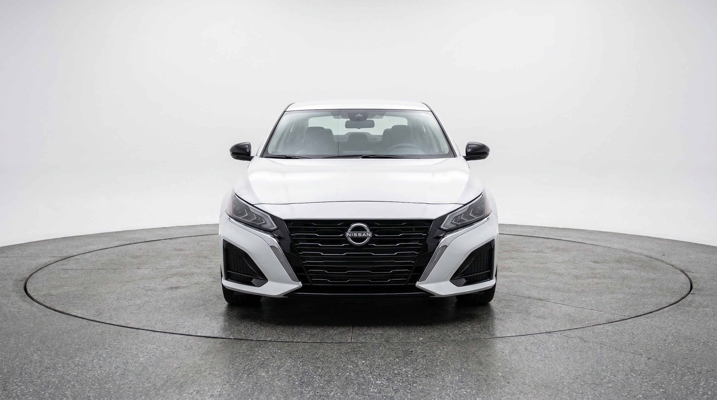 Thumbnail: 2025 Nissan Altima - 2
